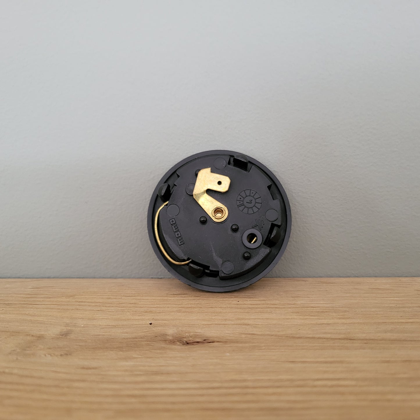 Seat horn push button '90s classic Momo