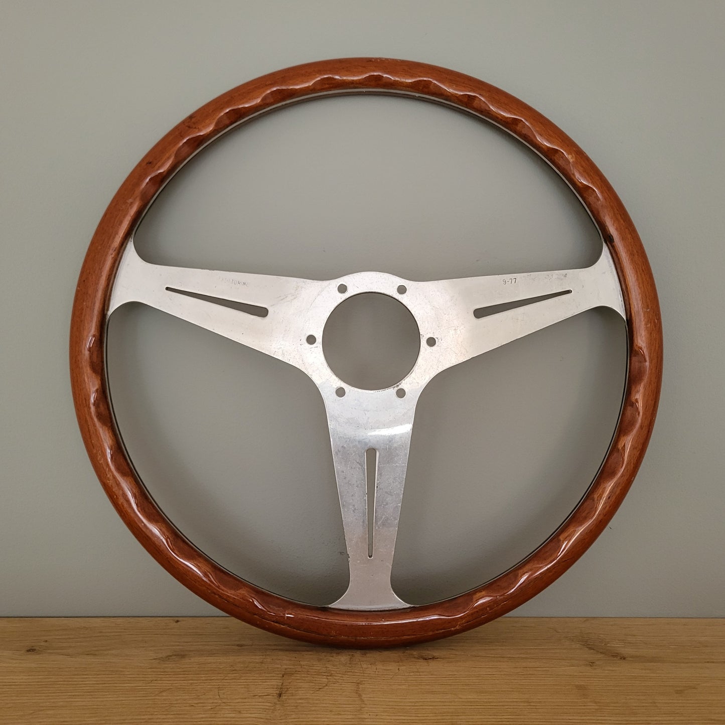 Nardi Classic mahogany wood steering wheel (1977)