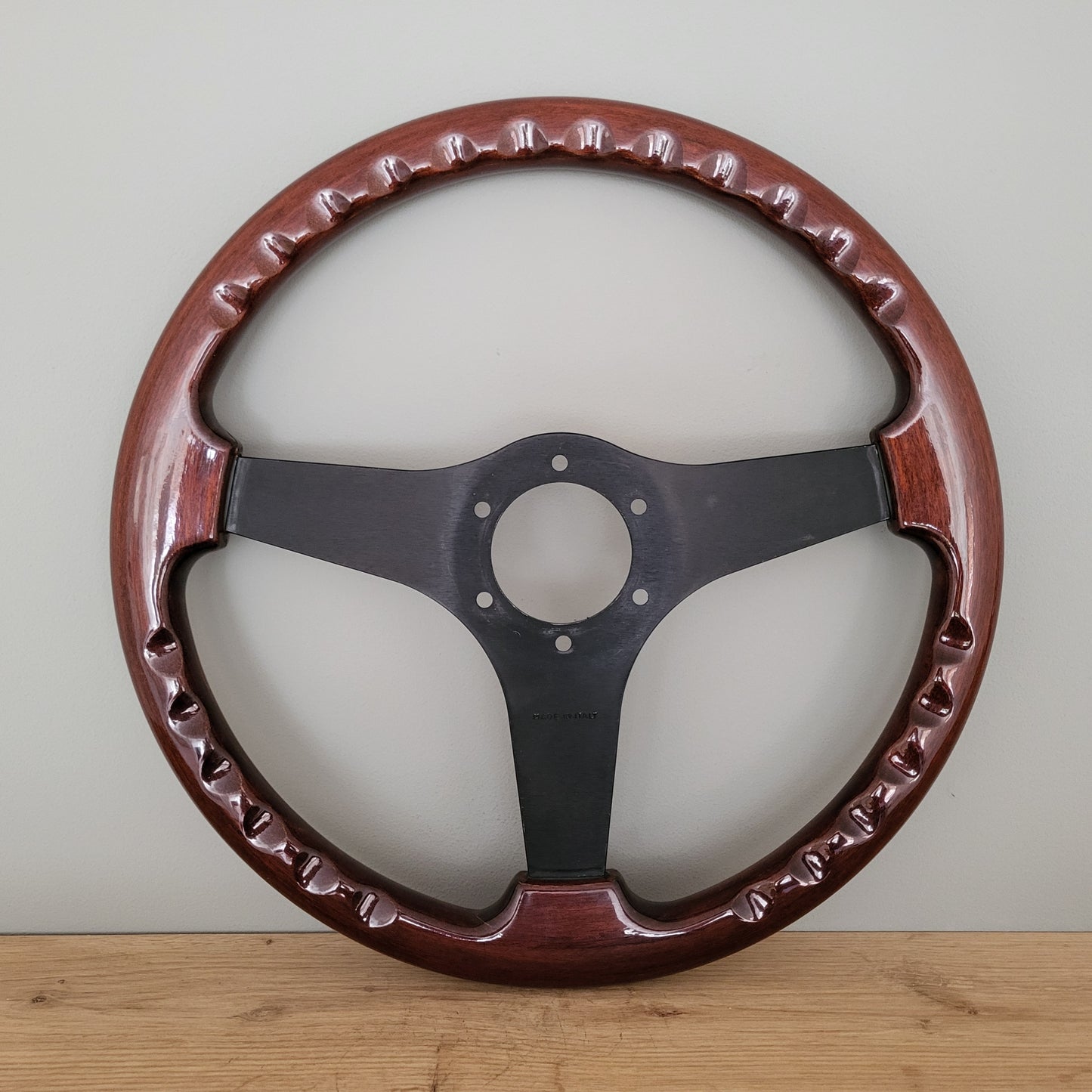 Classic wooden steering wheel Made in Italy (1990s)