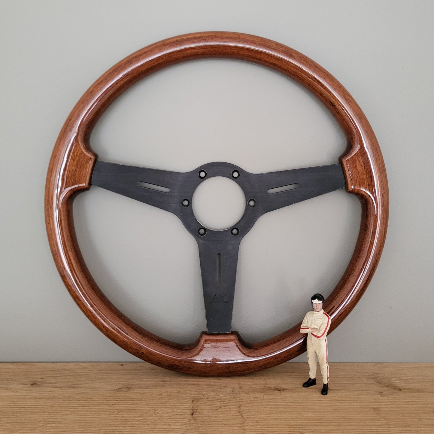 Luisi wooden steering wheel (1990s)