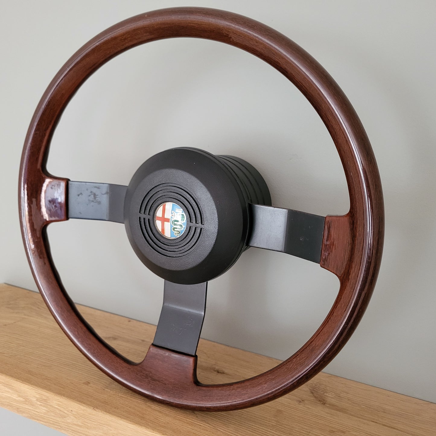 Alfa Romeo Alfetta GTV/GTV6 V.G. steering wheel (1990)
