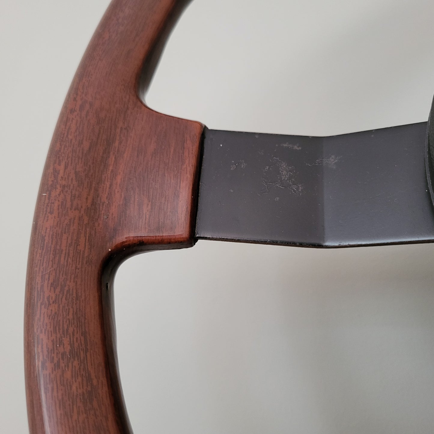 Alfa Romeo Alfetta GTV/GTV6 V.G. steering wheel (1990)