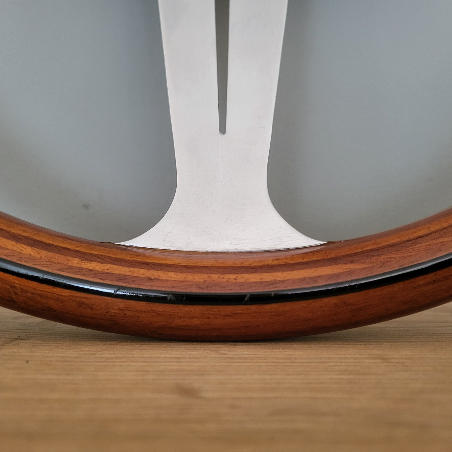 Nardi Classic mahogany wood steering wheel (1977)