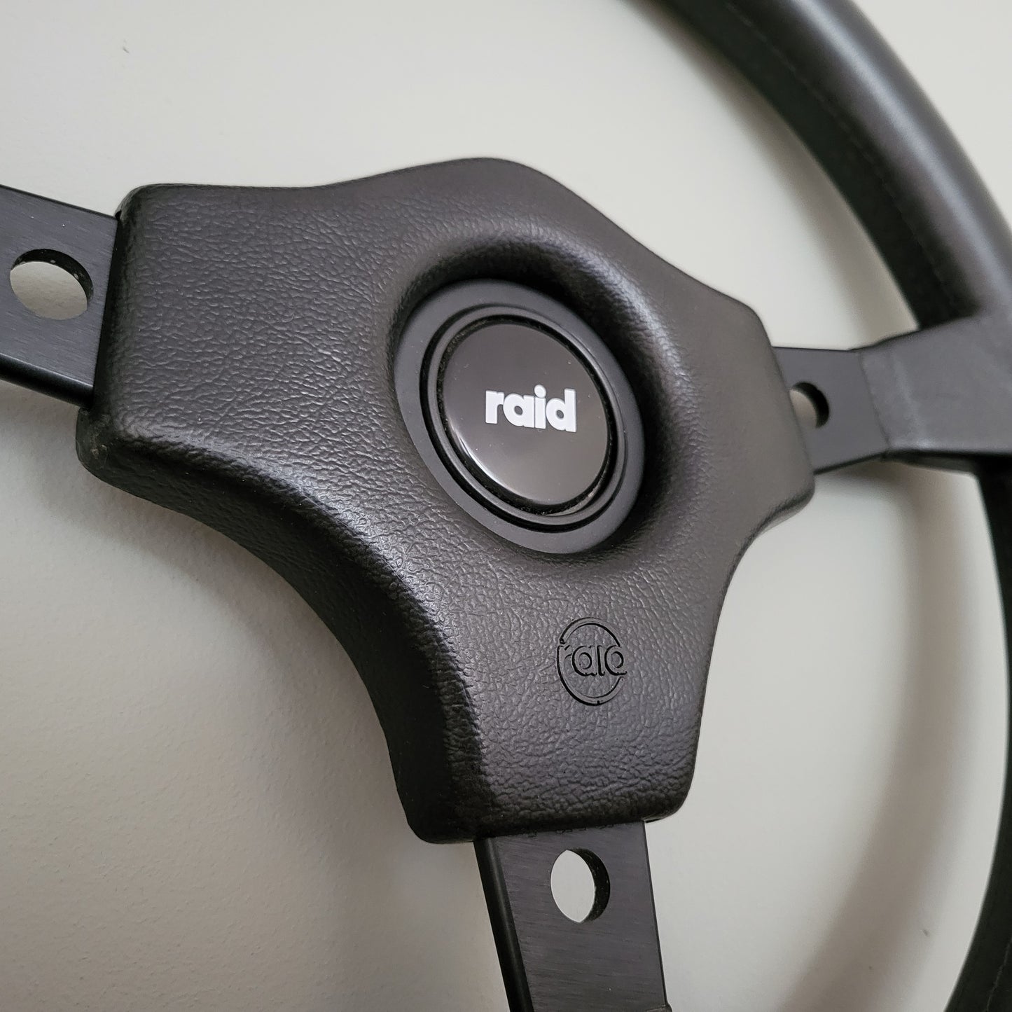 Raid 1 KBA7006 leather steering wheel Porsche 911 (1992) -NOS-