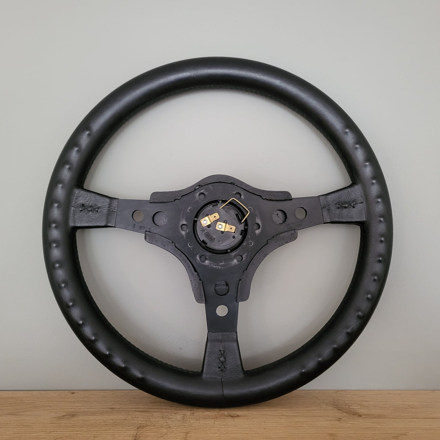 Raid 1 KBA7006 leather steering wheel Porsche 911 (1992) -NOS-