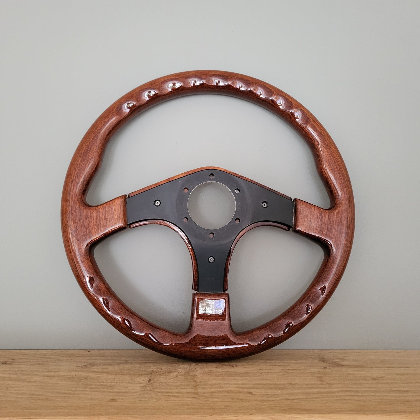 Classic wooden steering wheel Made in Italy (1990s) -NOS-