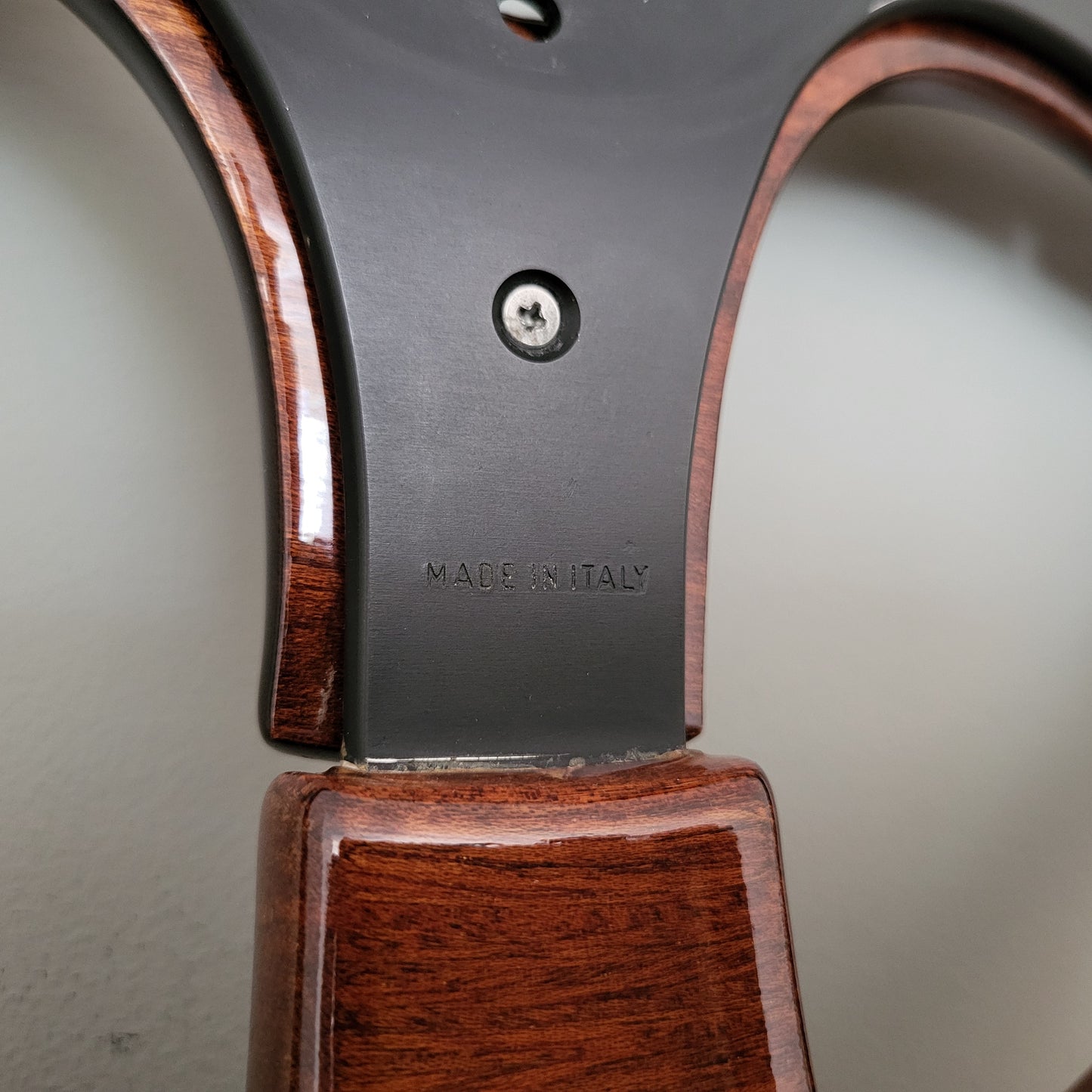 Classic wooden steering wheel Made in Italy (1990s) -NOS-