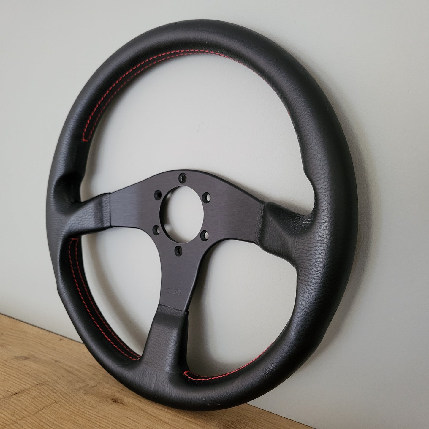 Momo TYP D35 classic leather steering wheel (1994) -NOS-