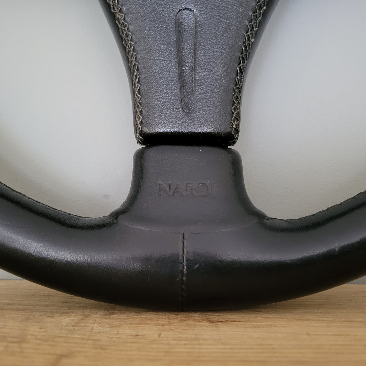 Nardi Gara Z3 leather steering wheel (1992)
