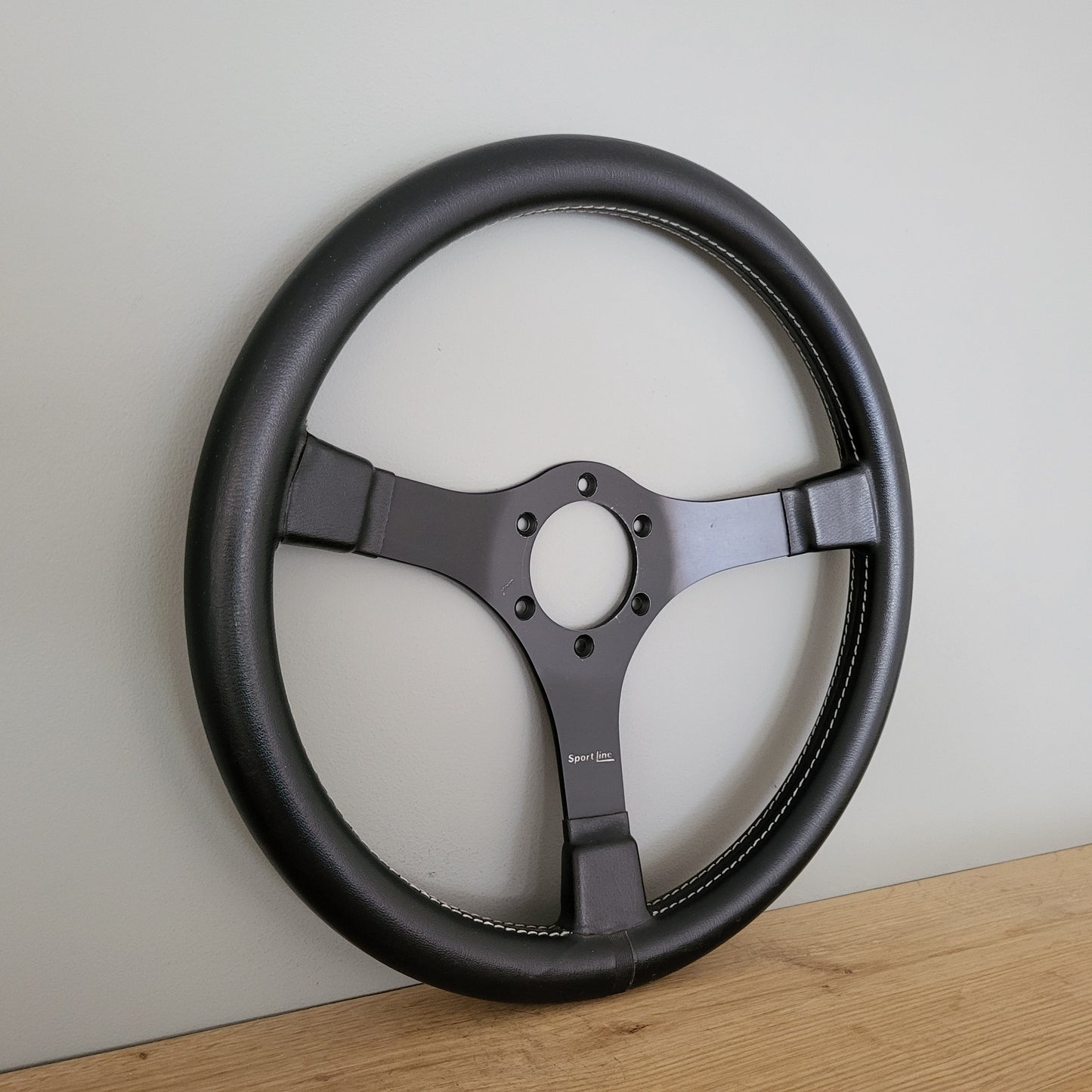 Sport Line classic leather steering wheel (1980s)