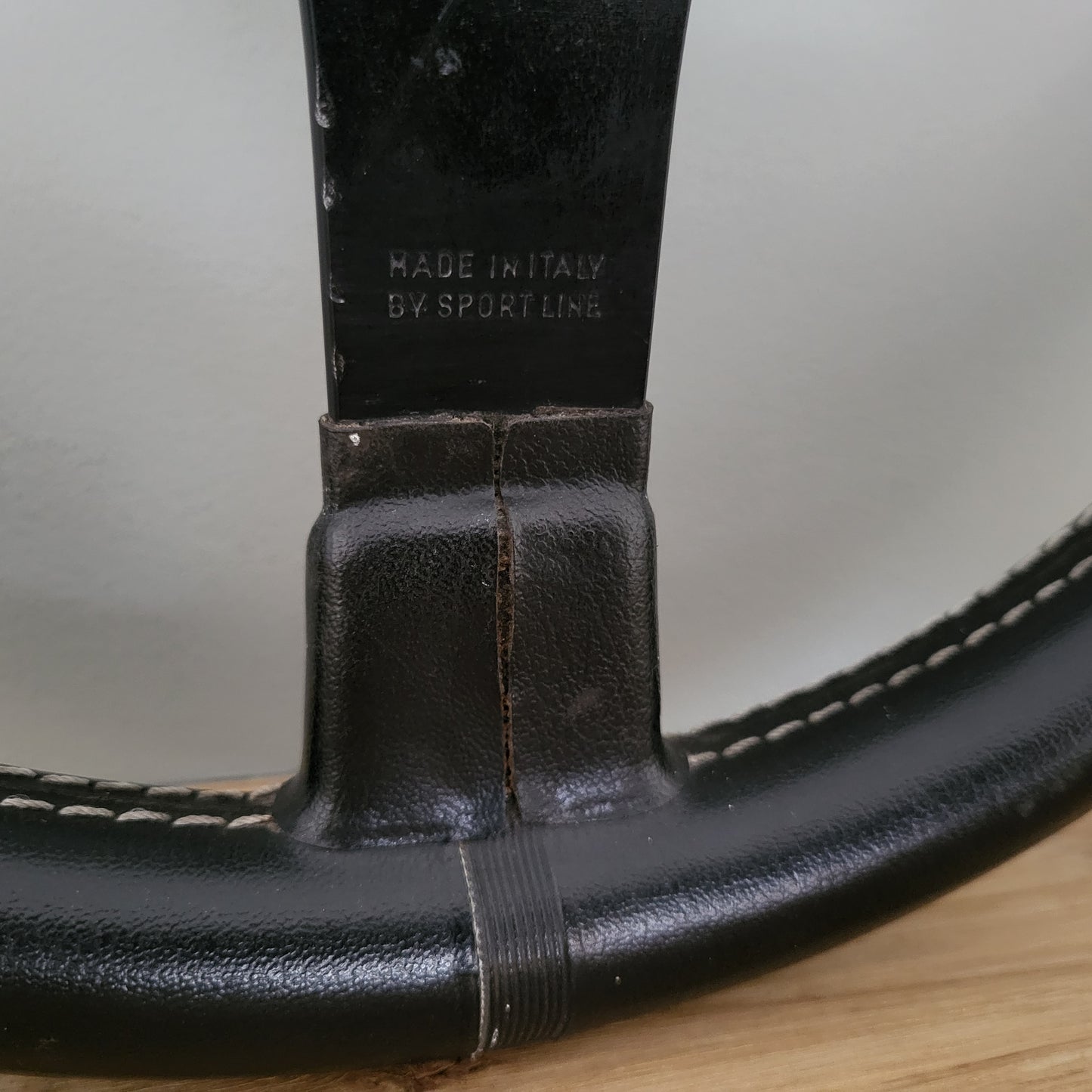 Sport Line classic leather steering wheel (1980s)