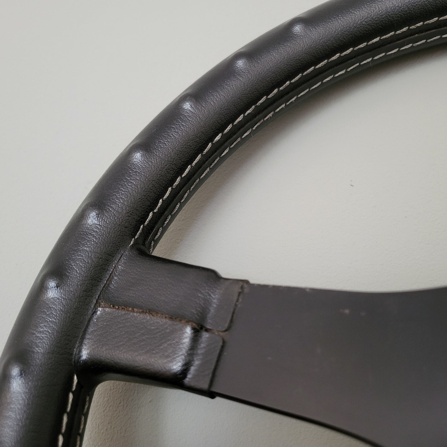 Sport Line classic leather steering wheel (1980s)