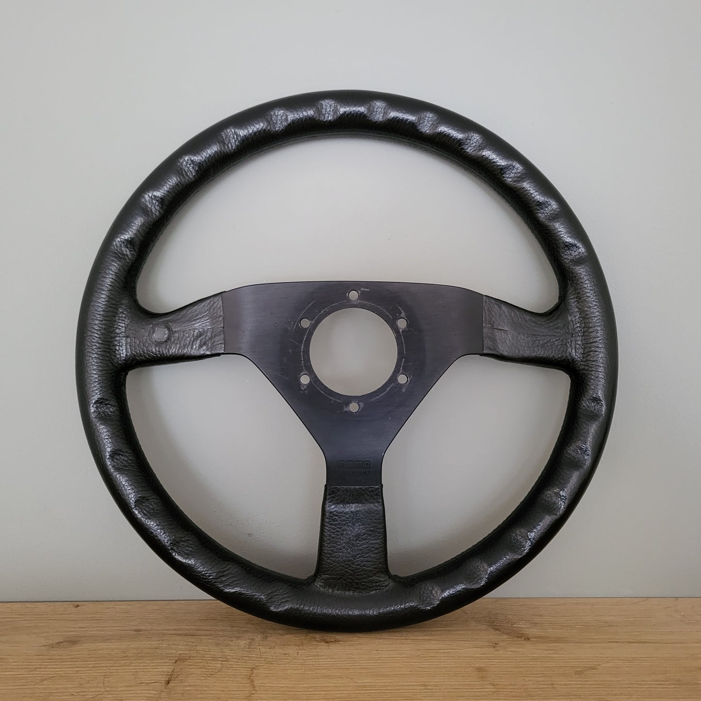 Momo classic leatherette steering wheel (1984)