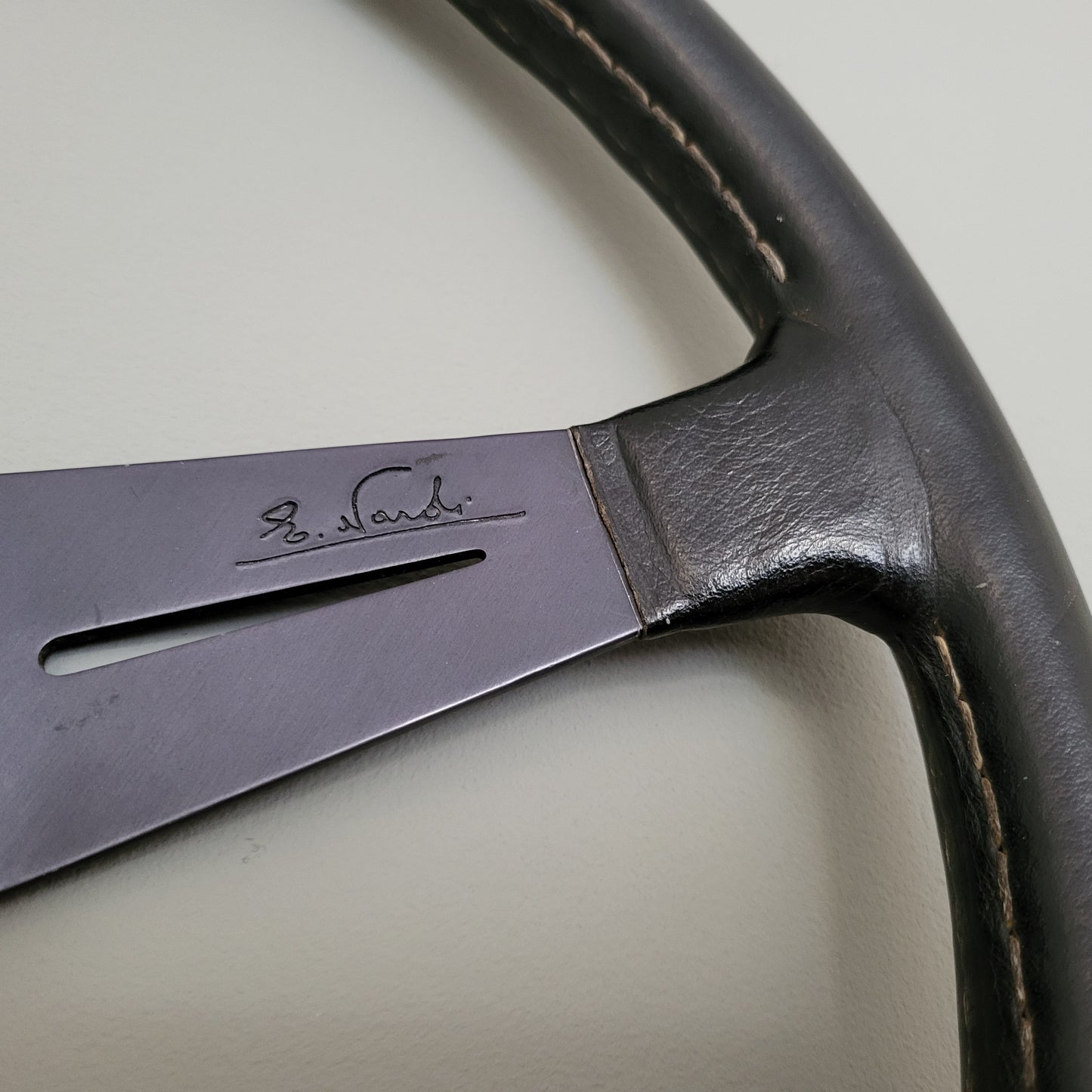 Nardi Classic leather steering wheel (1975)