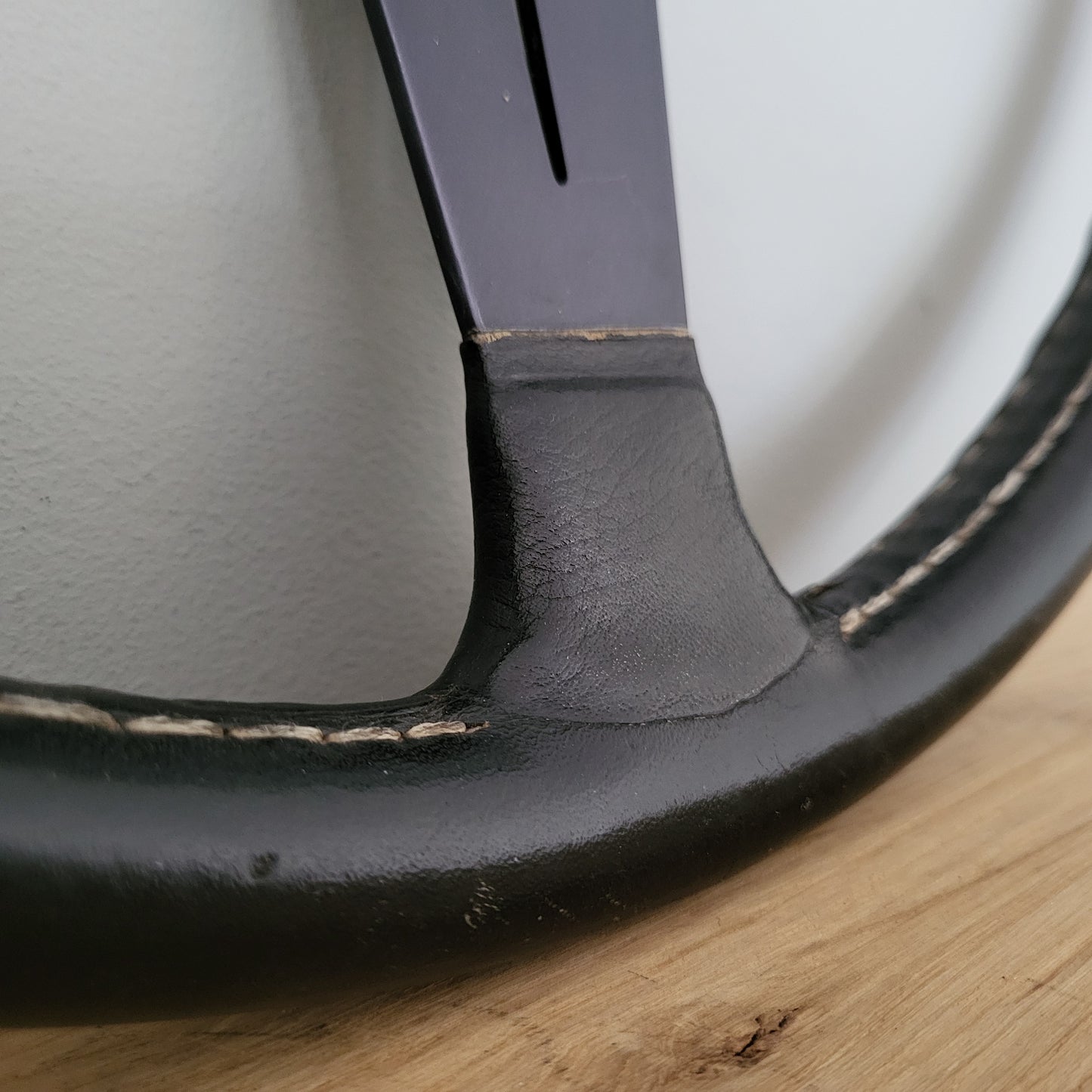 Nardi Classic leather steering wheel (1975)