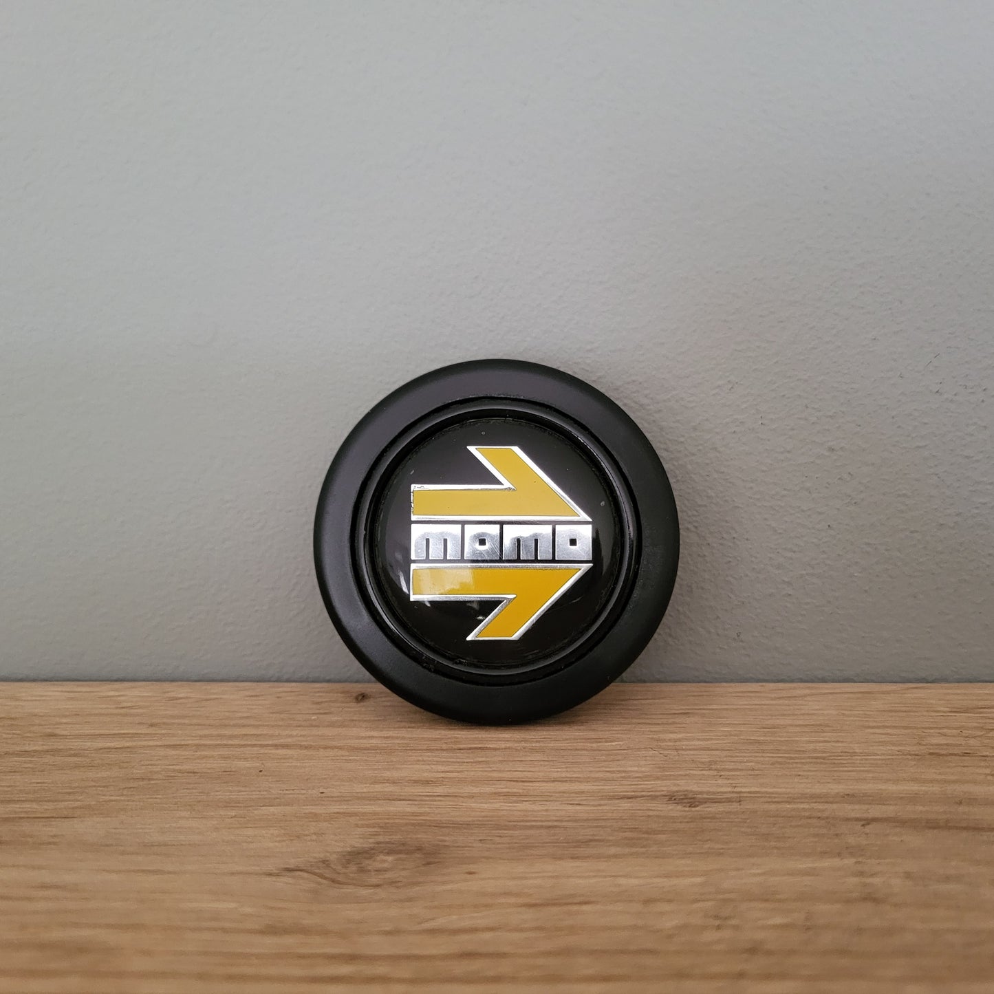 Momo horn push button (1980s)