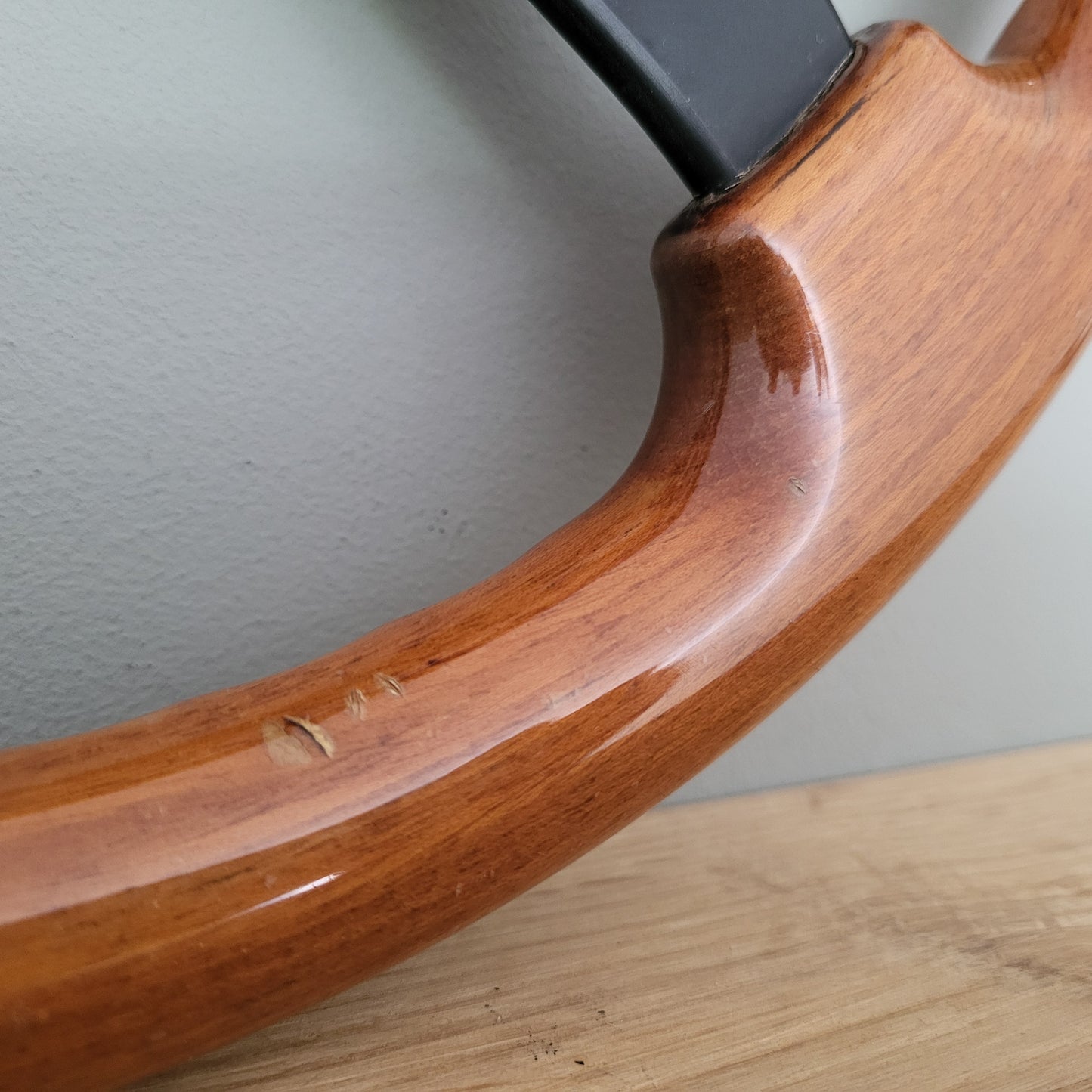 Raid 4D KBA 70075 wooden steering wheel (1990s)