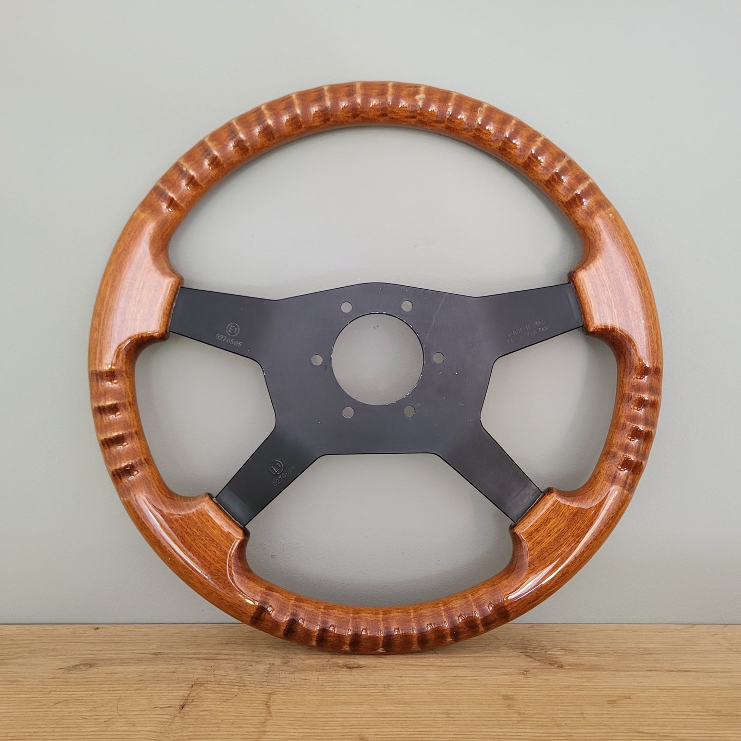 Raid 4D KBA 70075 wooden steering wheel (1990s)