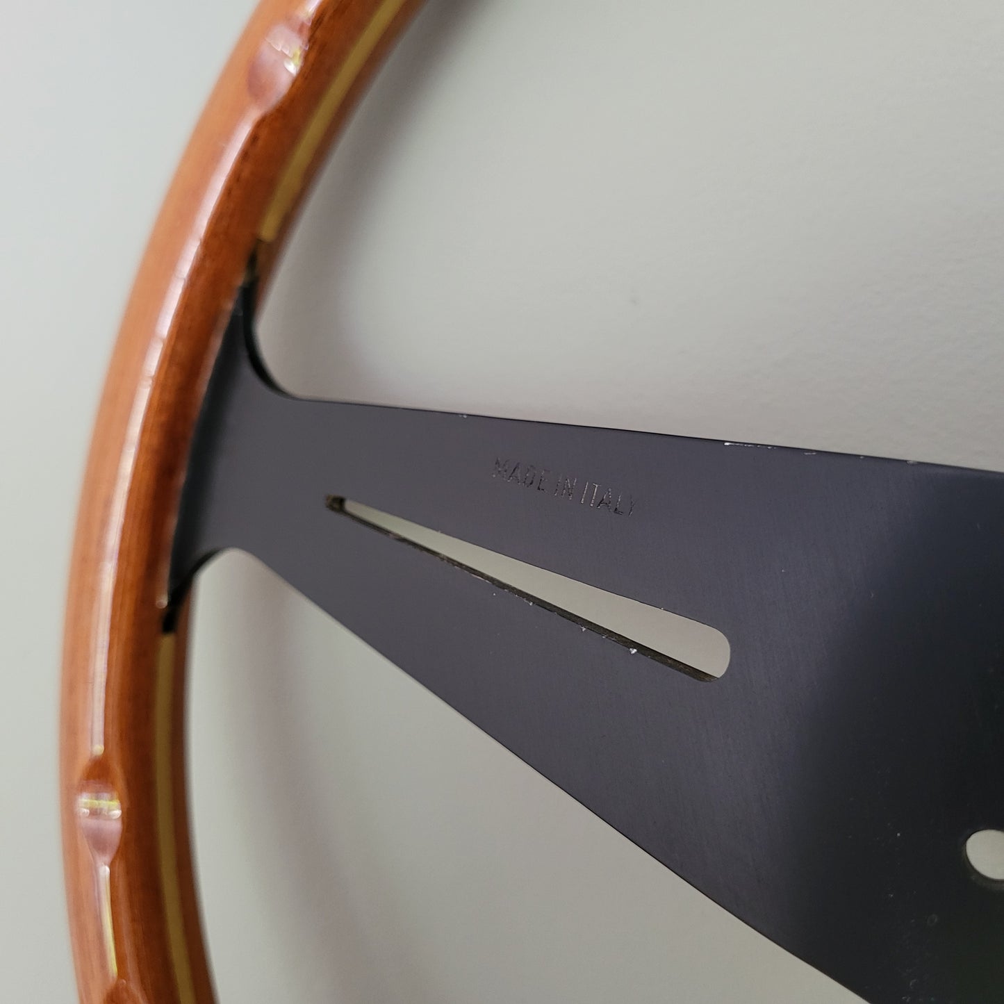 Nardi Classic mahogany wood steering wheel - black spokes (1980s)