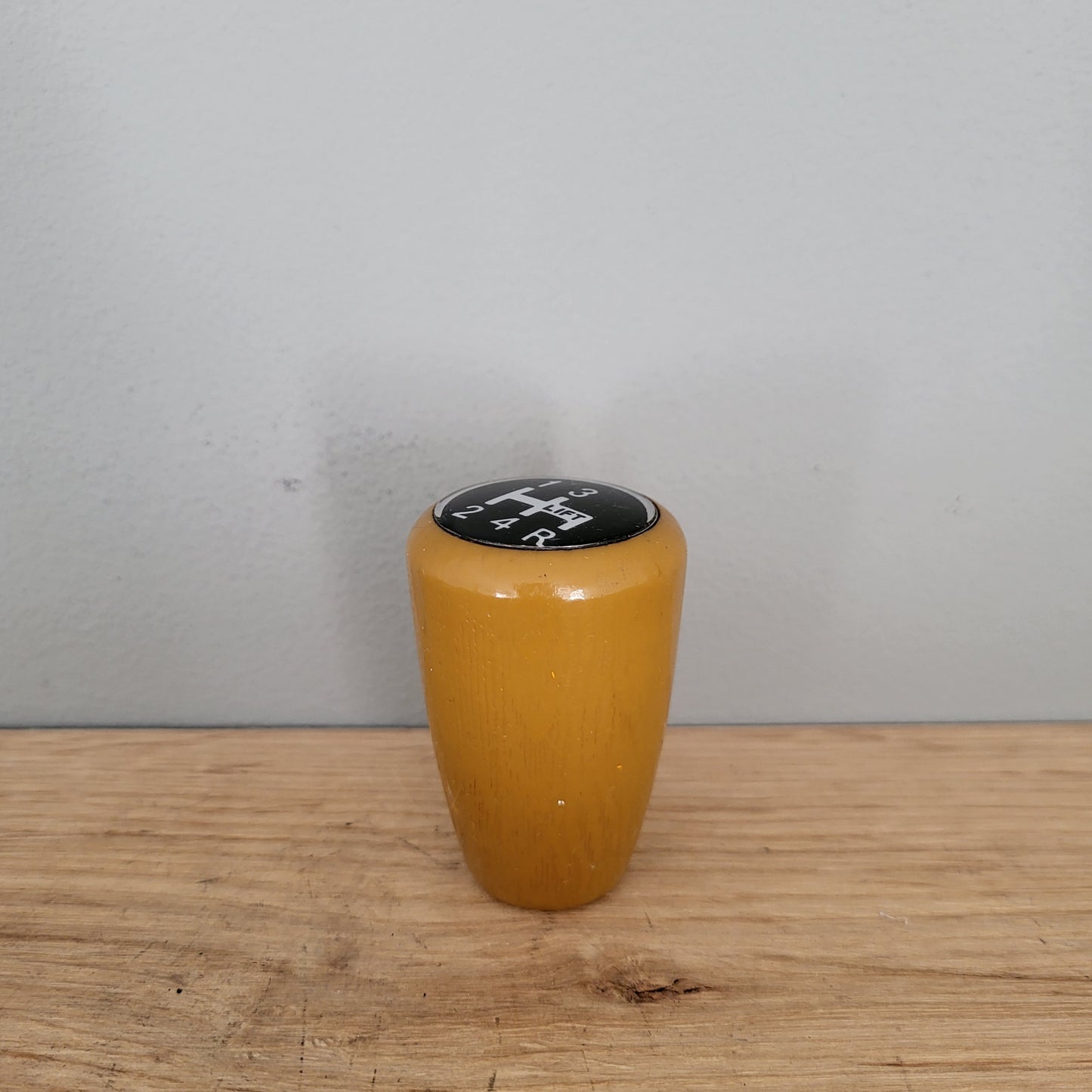 Austin Mini wood polymer gear knob (1970s)