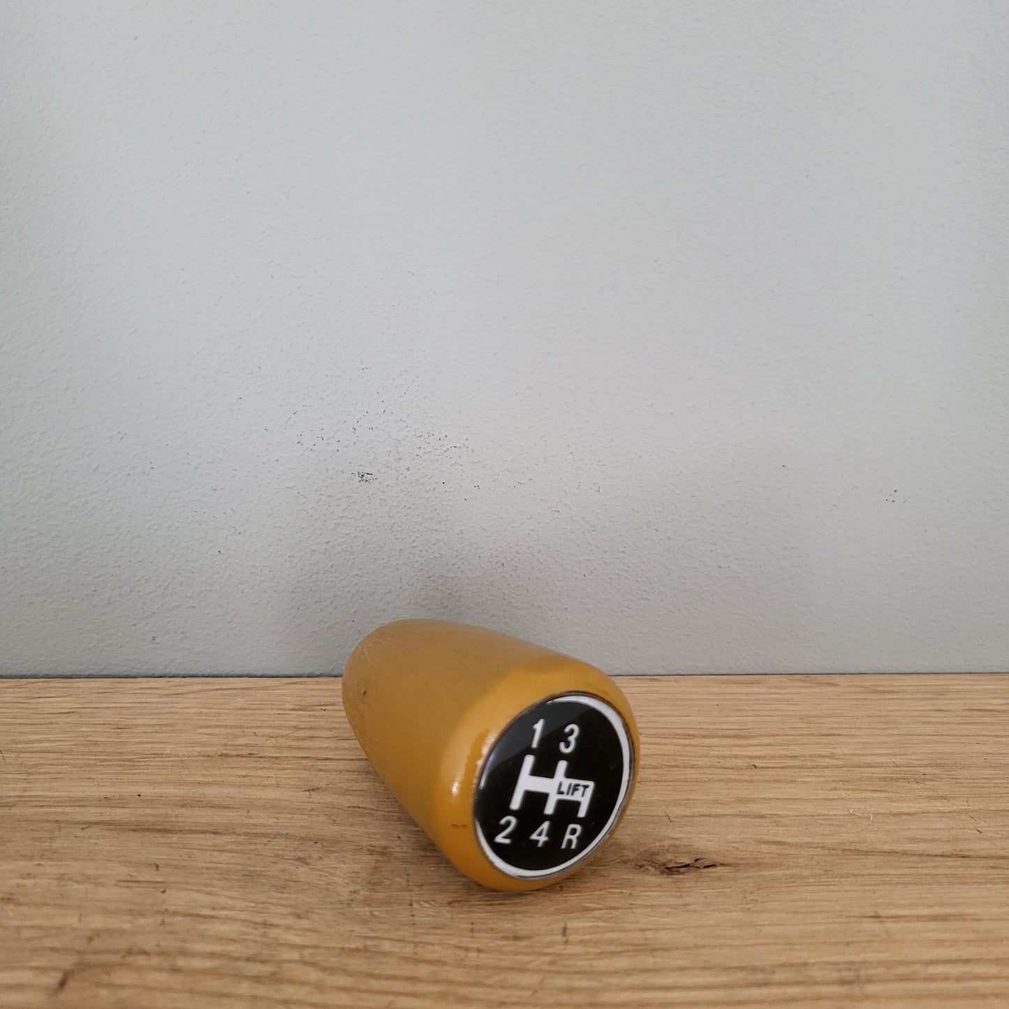 Austin Mini wood polymer gear knob (1970s)