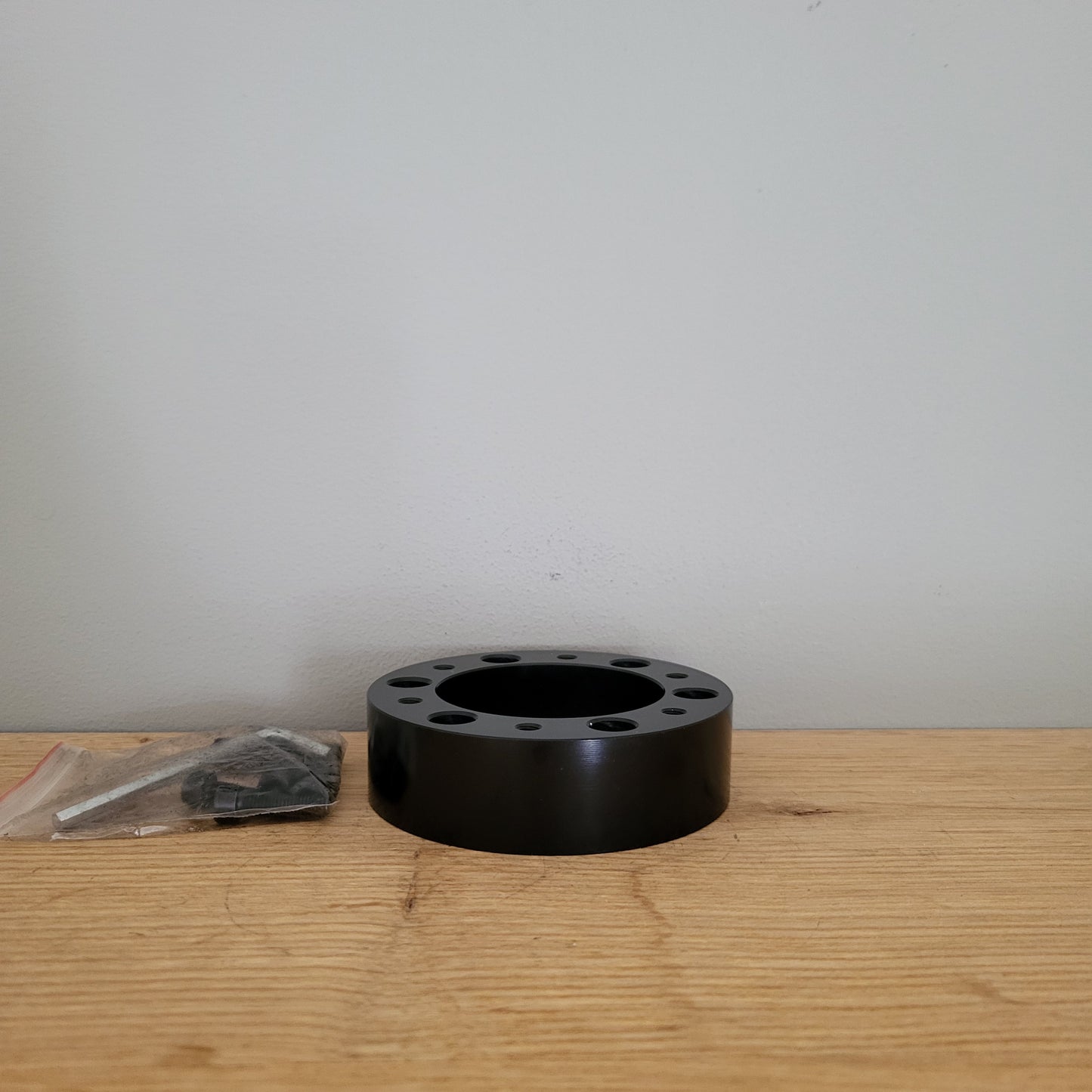 Steering wheel hub adapter spacer for MOMO 25mm