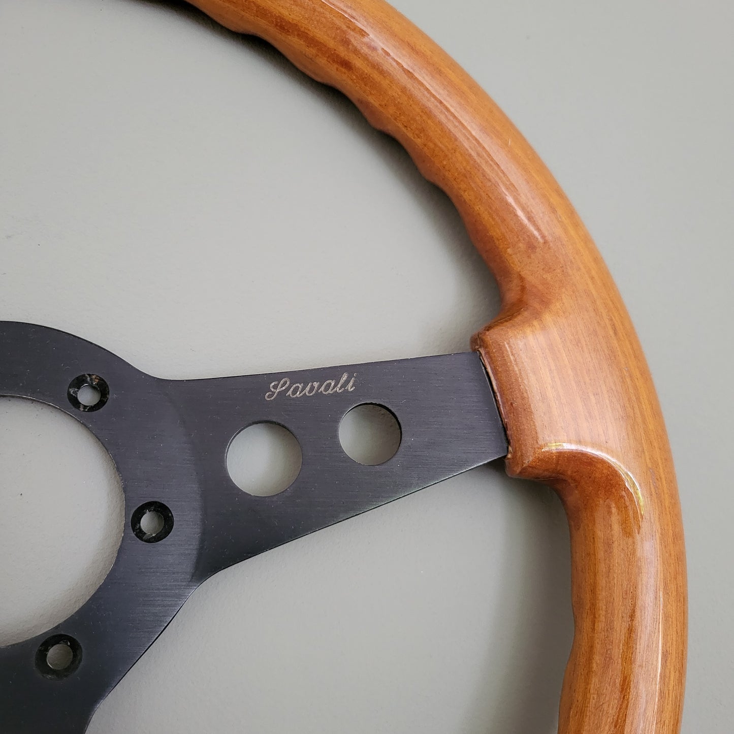 Savali special edition wooden steering wheel (1990)