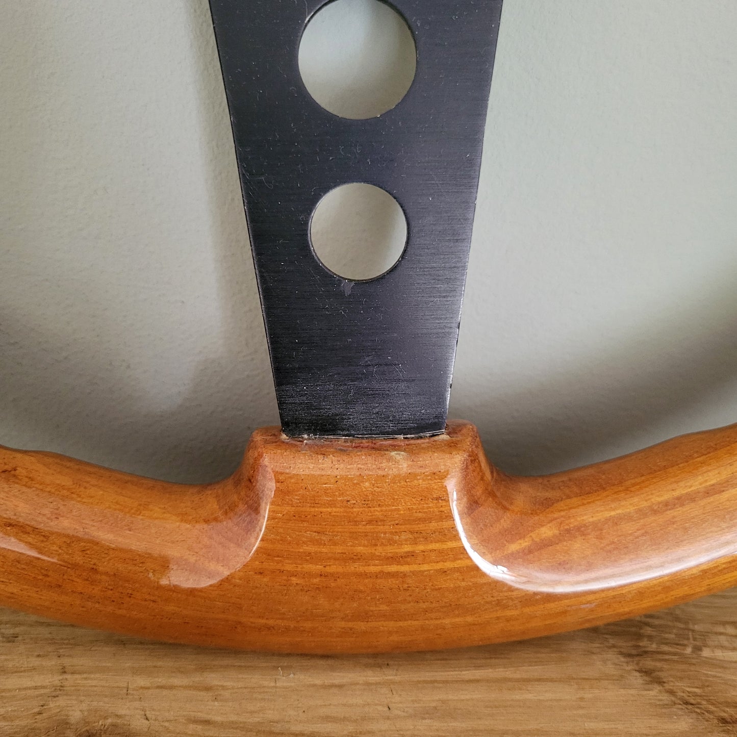 Savali special edition wooden steering wheel (1990)