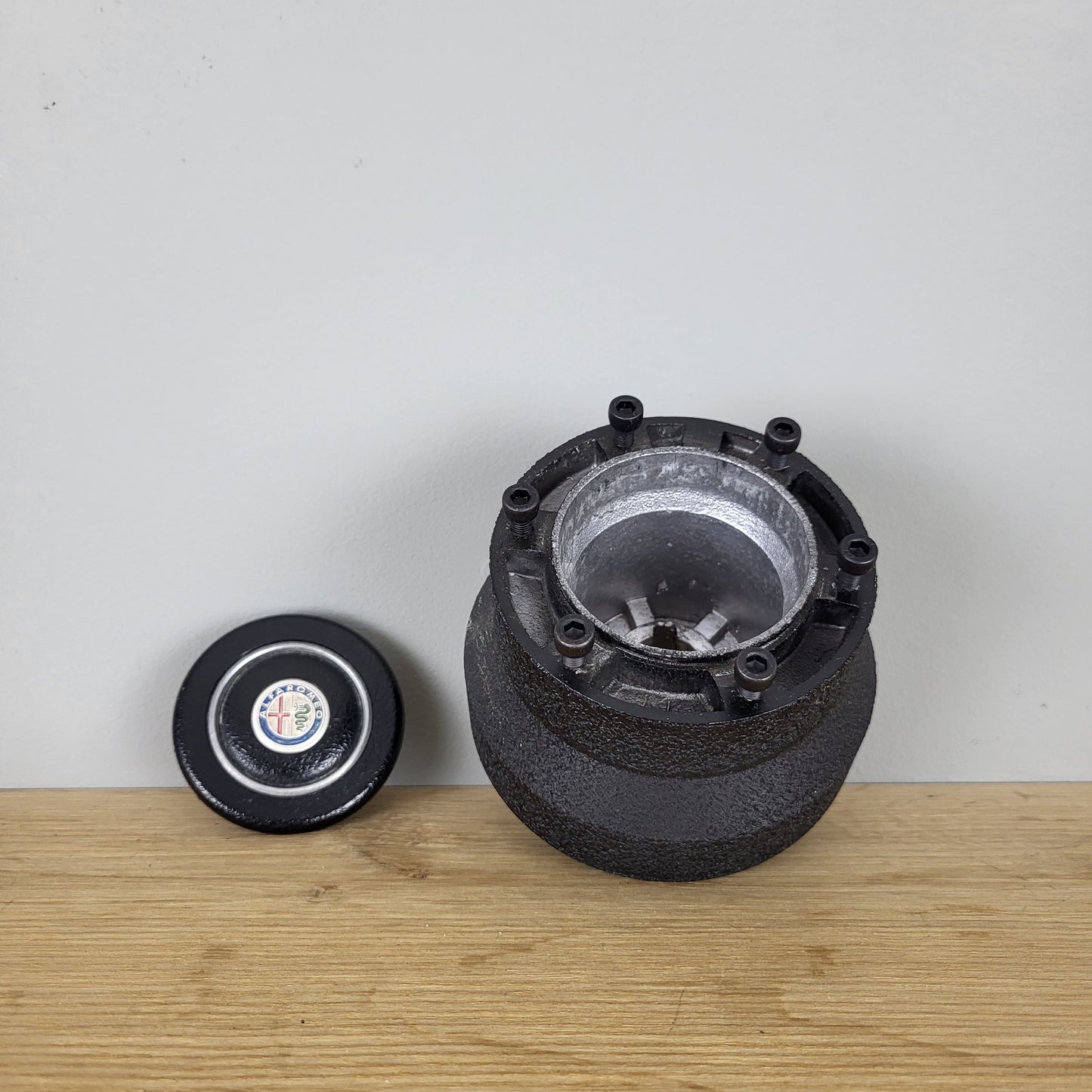 Alfa Romeo Giulia / GT Junior / GTV / Spider / Berlina / Junior Zagato steering wheel hub adapter Nardi