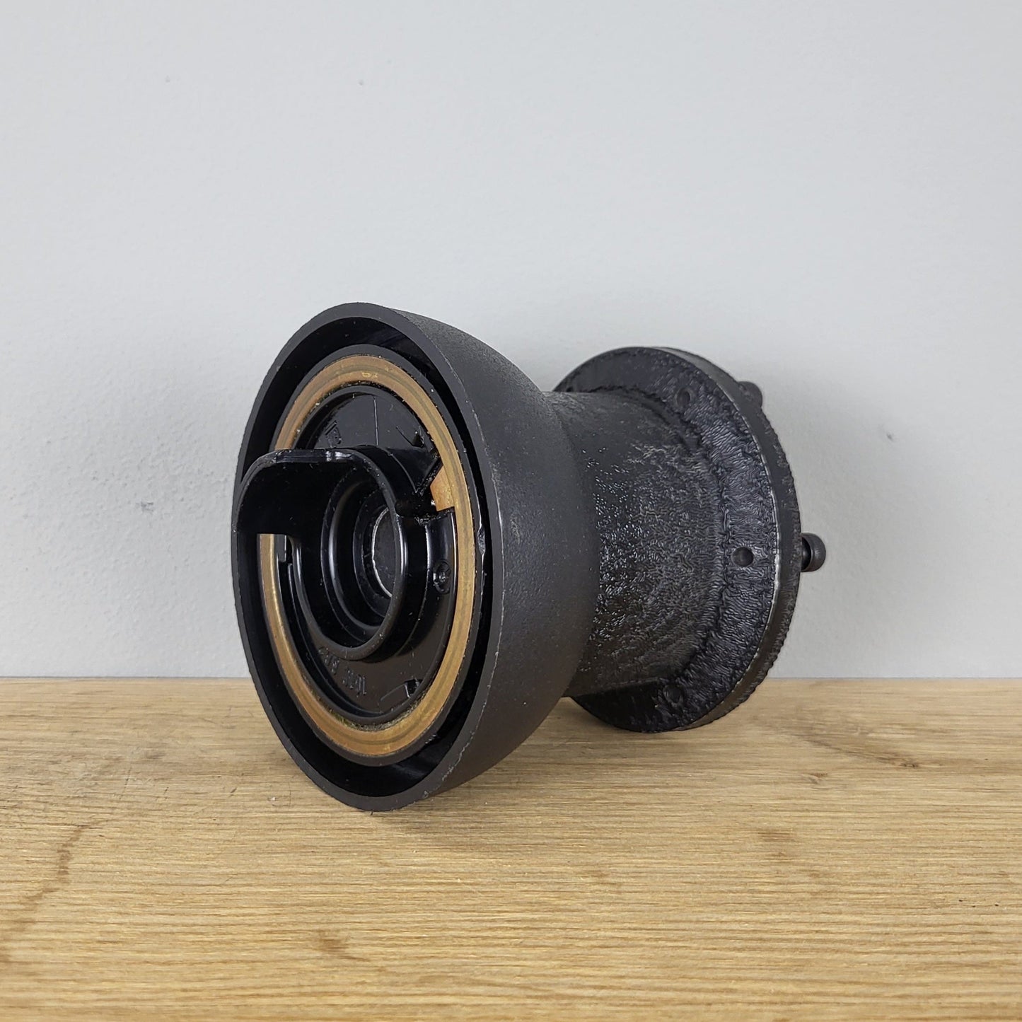 G.M. E17-7 steering wheel hub adapter kit