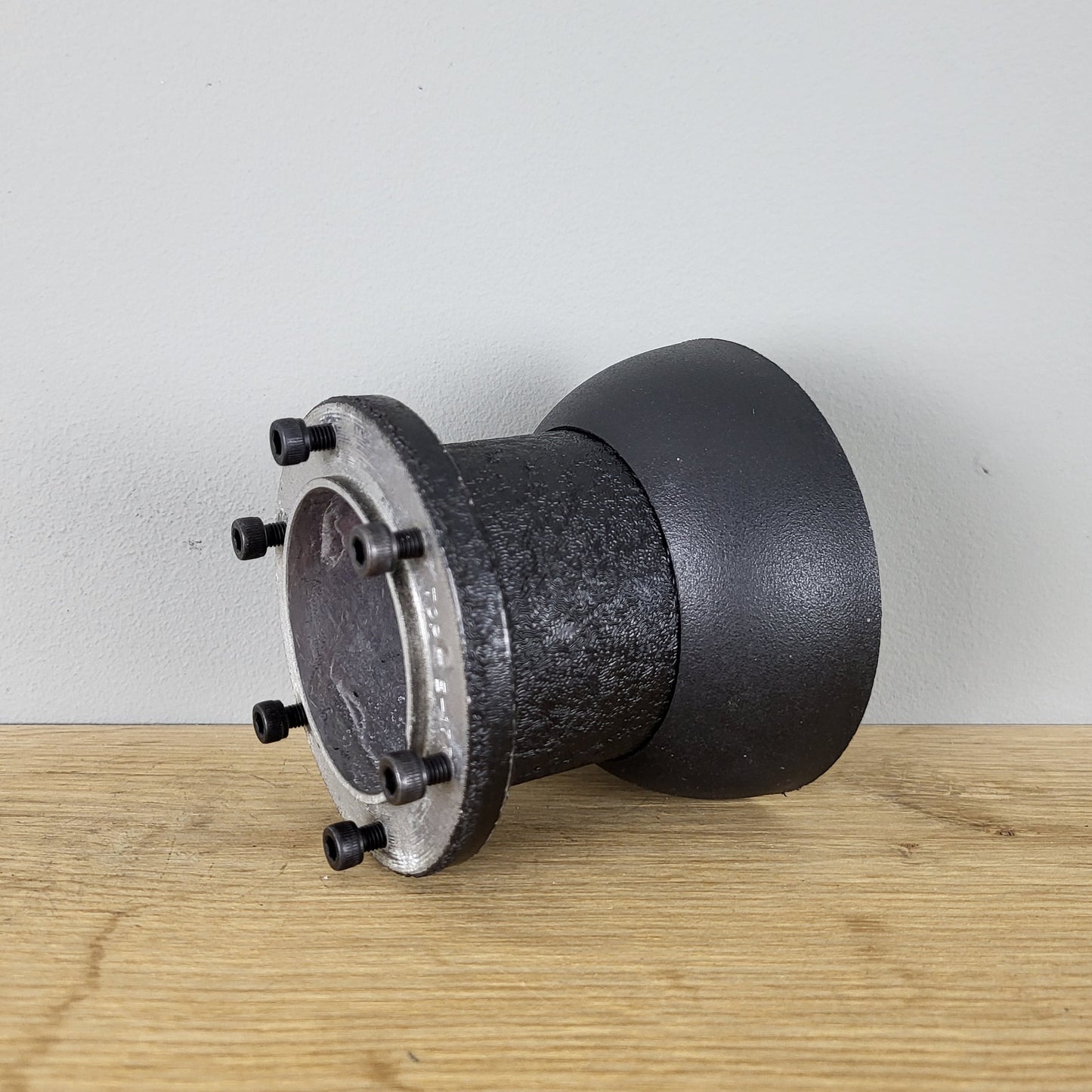 G.M. E17-7 steering wheel hub adapter
