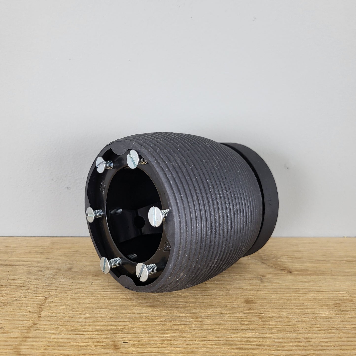 Karmann Ghia / Volkswagen Beetle steering wheel hub adapter Raid M231 (NOS)