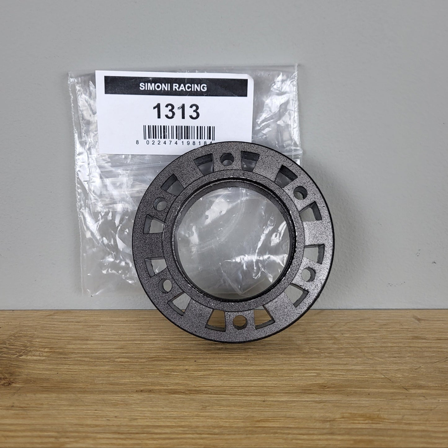 Adapter ring for steering wheel hub 13 mm - MOMO fit