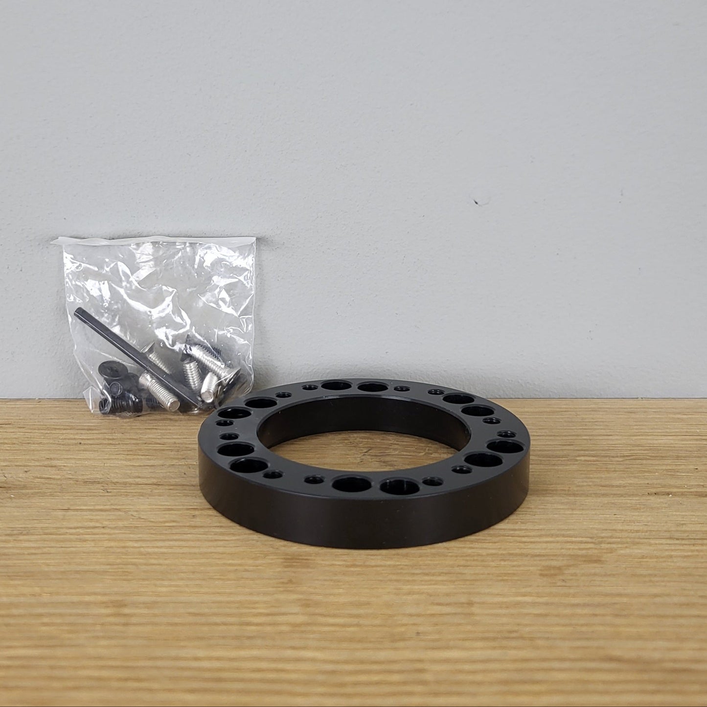 Adapter ring spacer for steering wheel hub 13 mm - universal fit