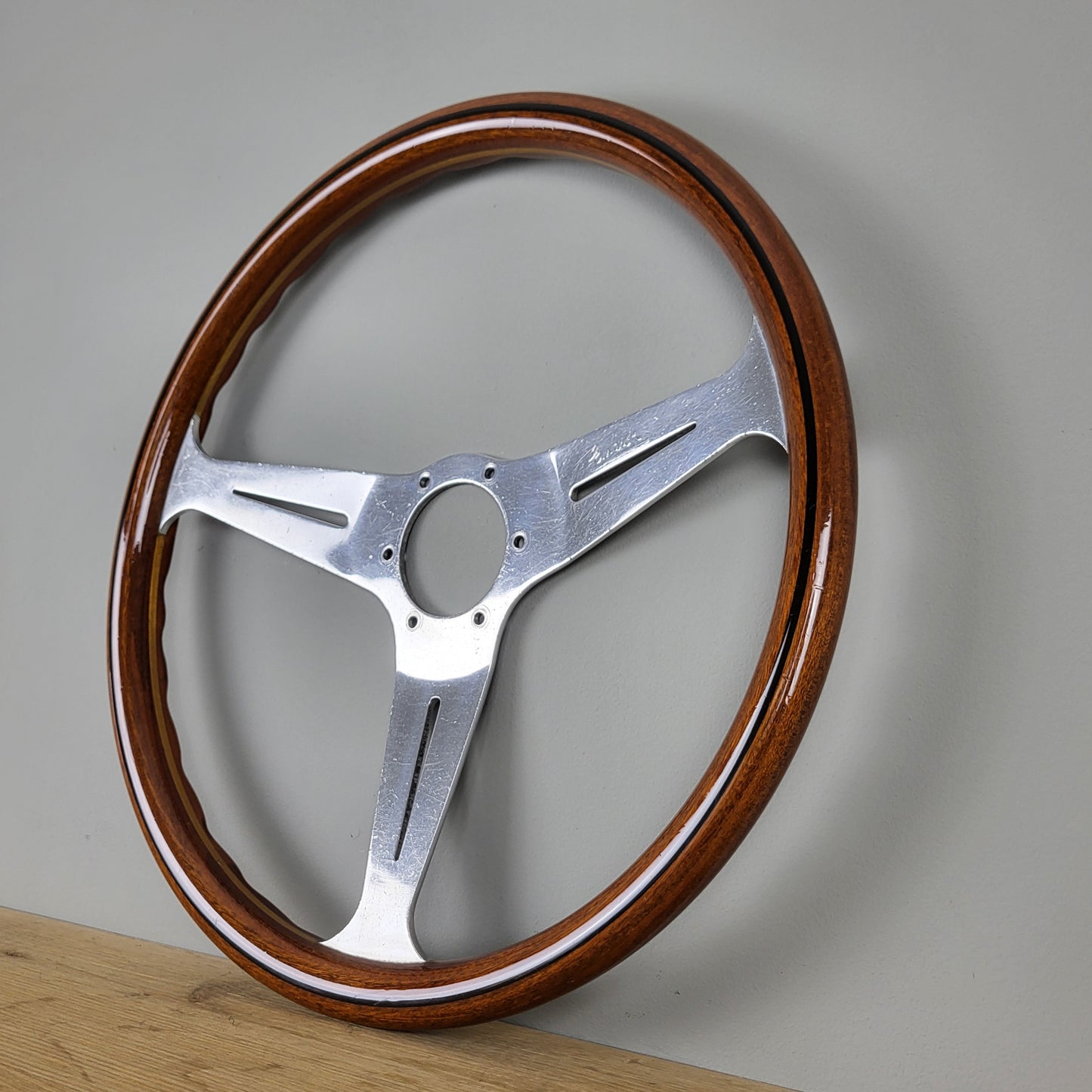 Nardi Classico mahogany wood steering wheel (1980)