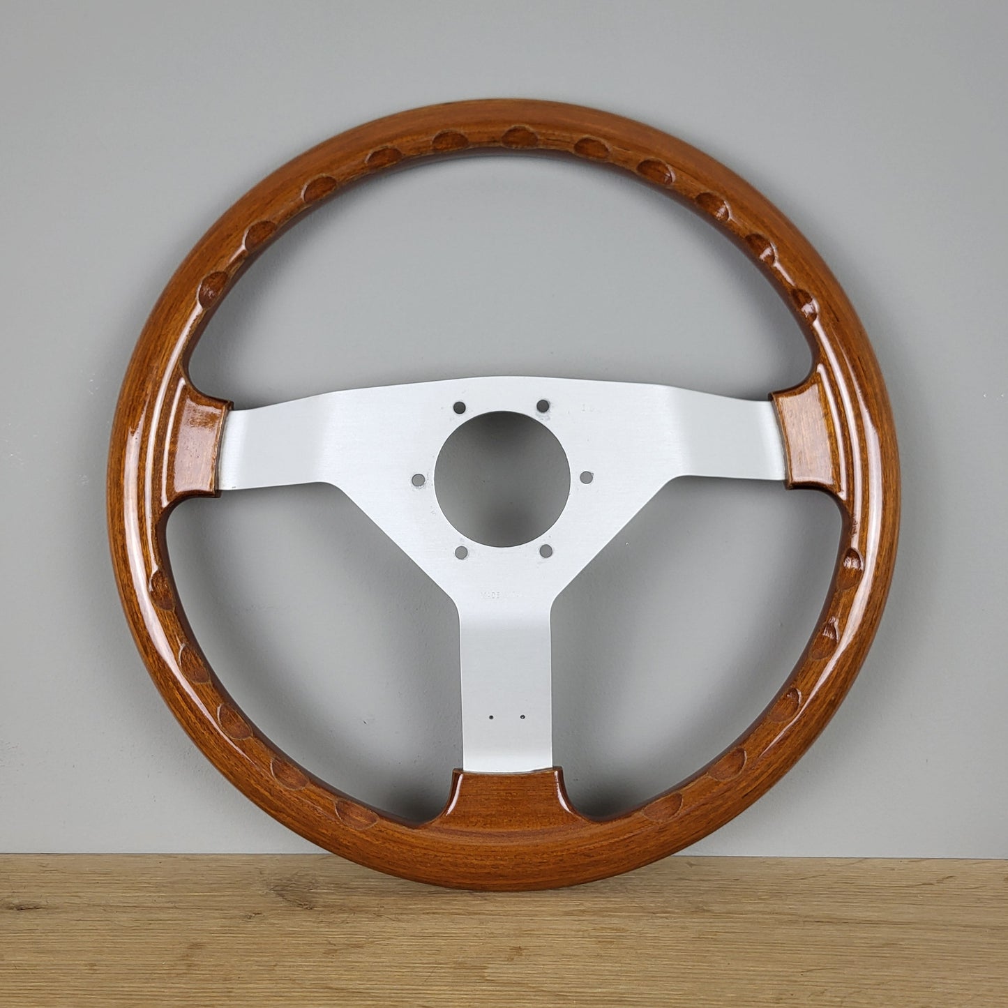 Personal Design Giugiaro wooden steering wheel (1986)