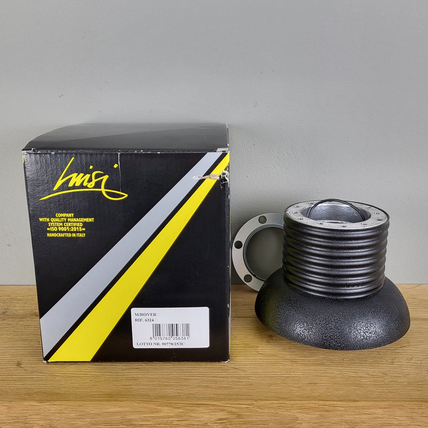 Land Rover Discovery S1 steering wheel hub adapter kit Luisi 6324 (NEW)