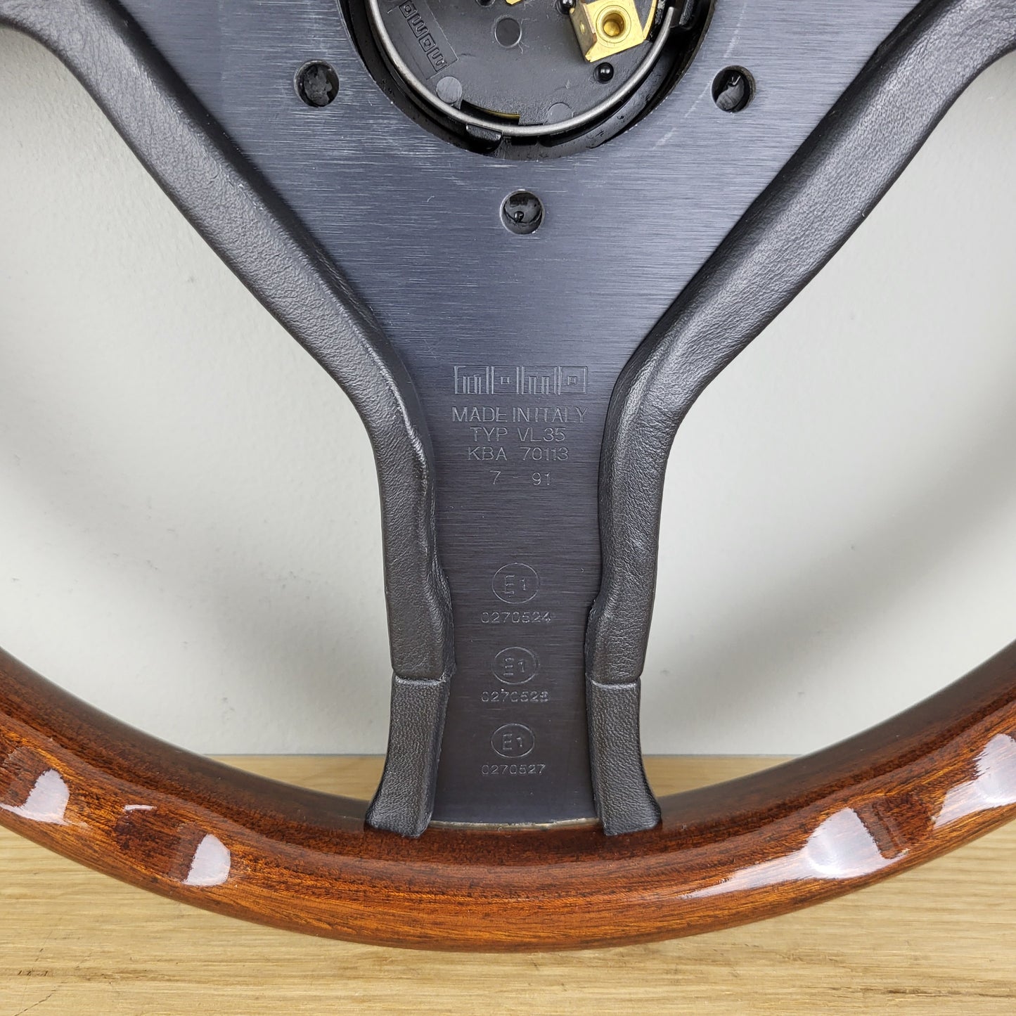 Momo TYP VL35 wooden steering wheel (1991)