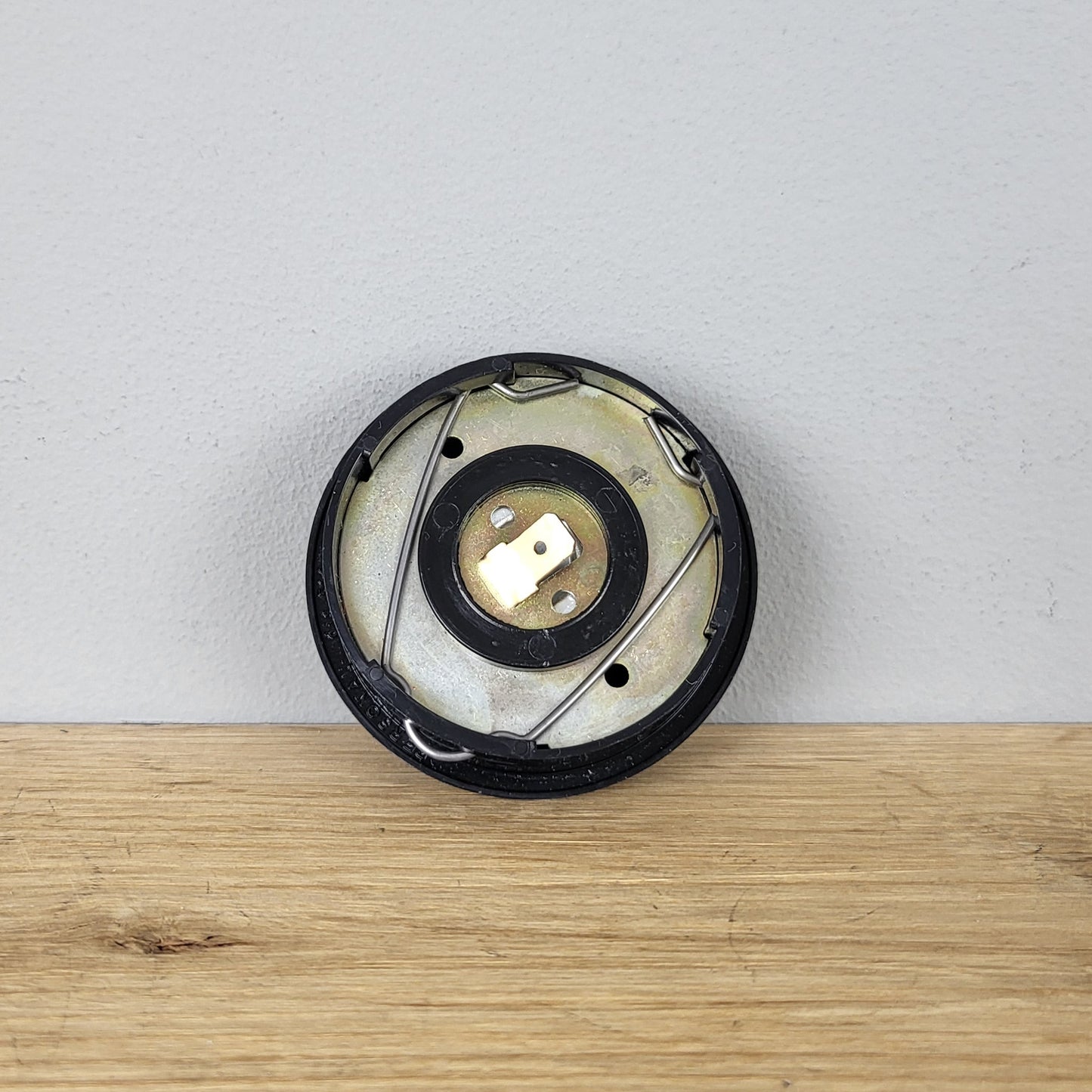 Personal horn push button '70s classic