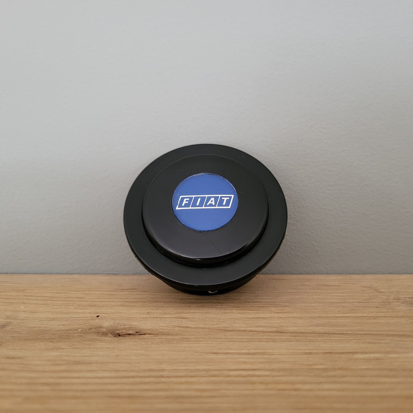 Fiat horn push button '80s classic - blue on black