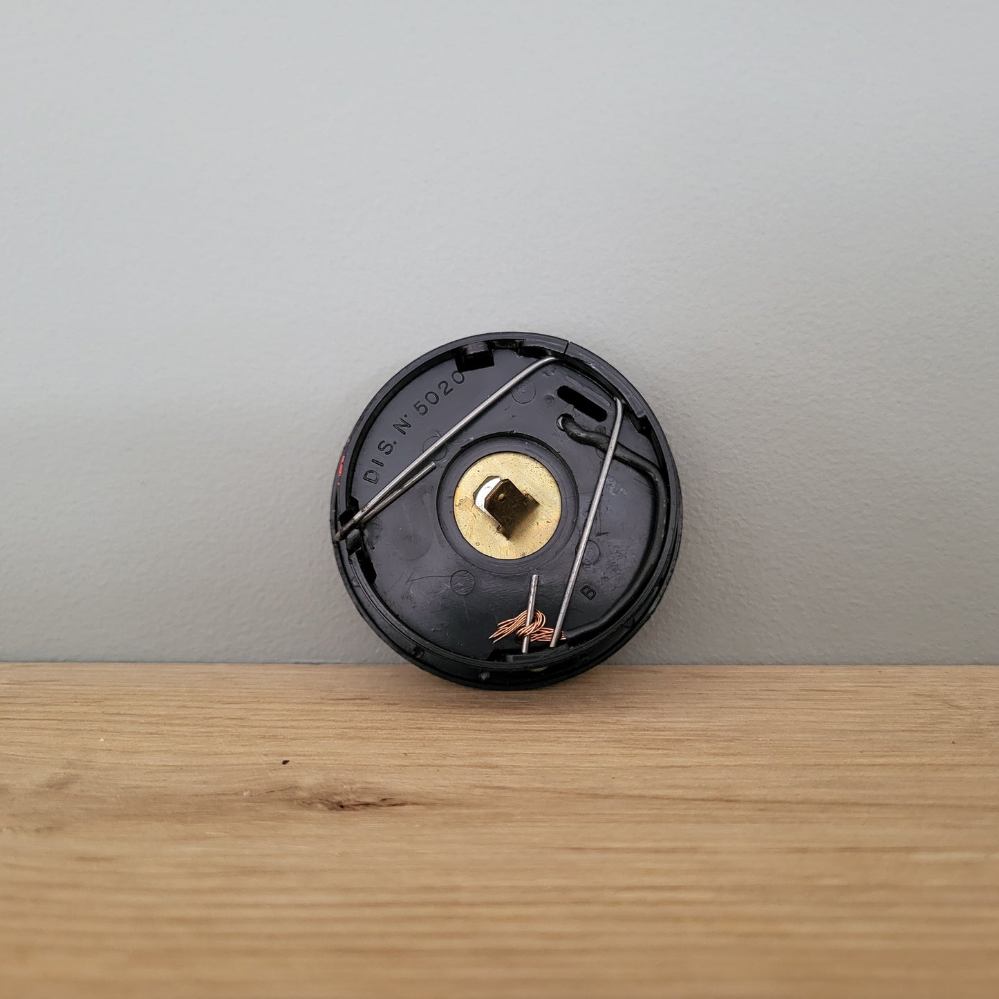 Fiat horn push button '80s classic - silver on black
