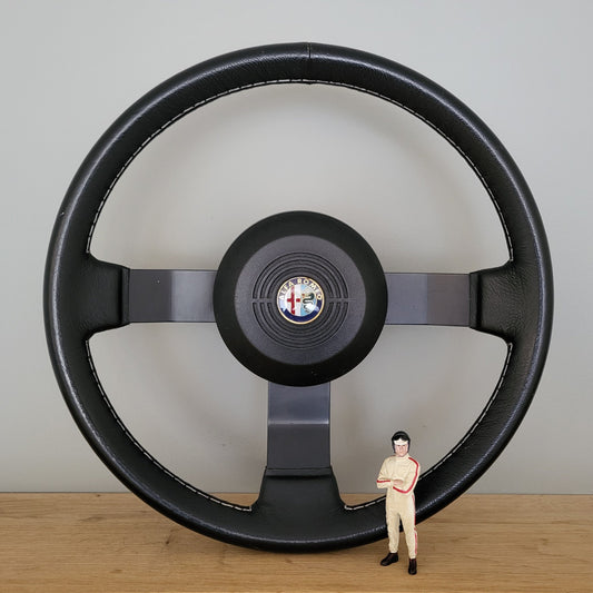 Alfa Romeo GTV6 leather steering wheel (1980-1987)