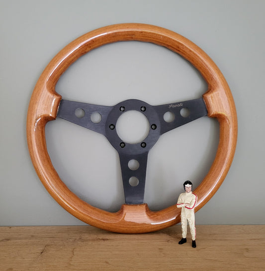 Savali special edition wooden steering wheel (1990)
