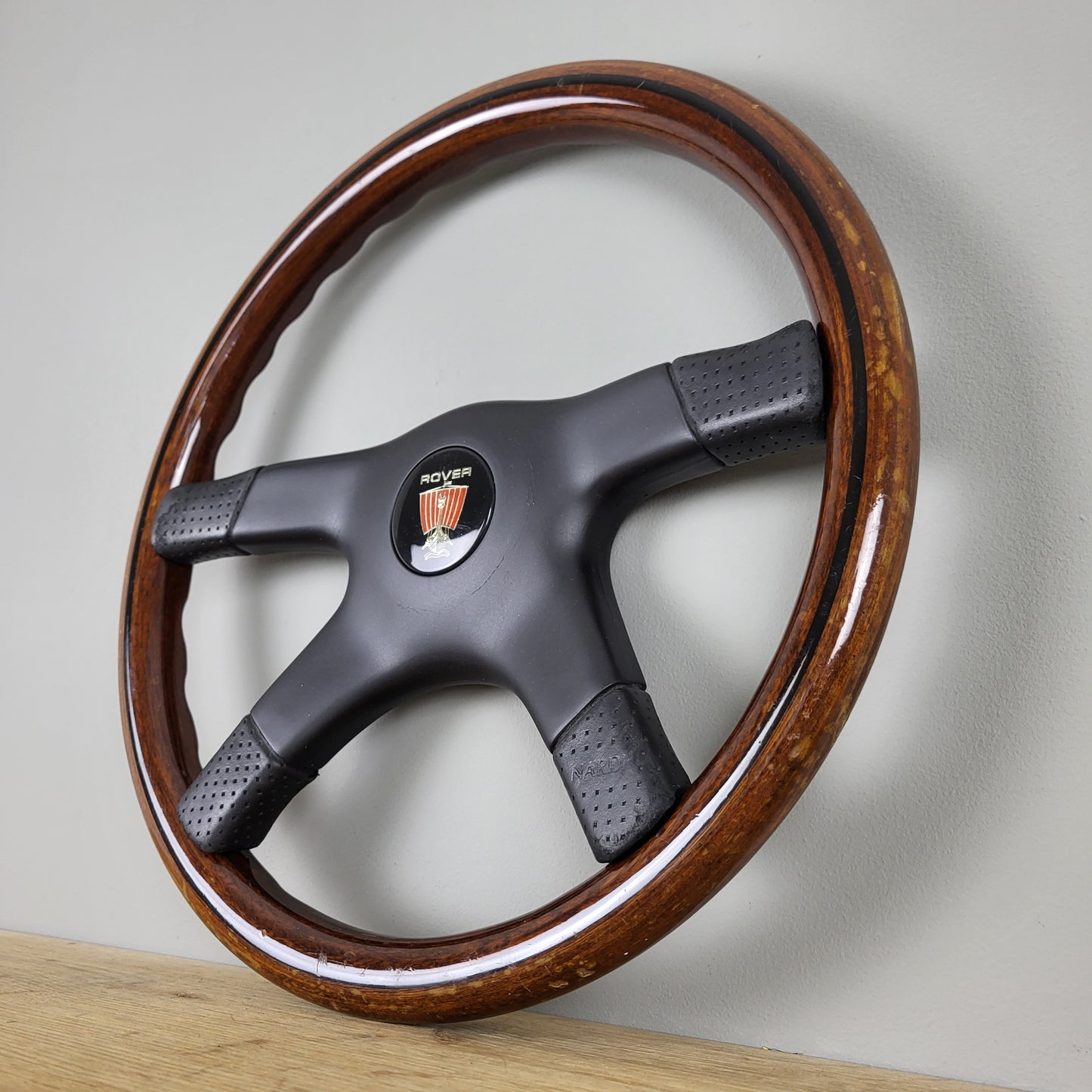 Nardi Gara 4/4 W mahogany wood steering wheel (1990)