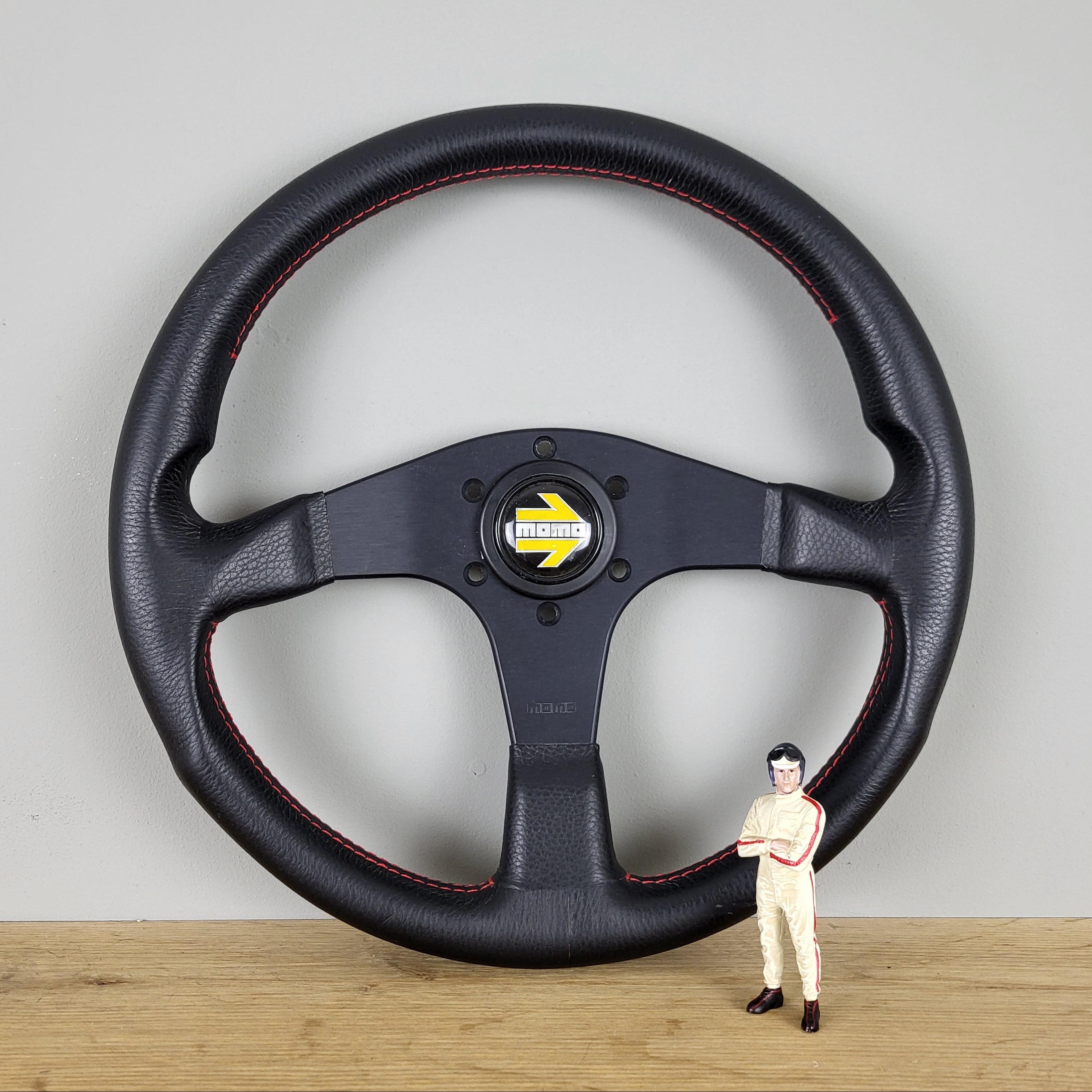 Momo Corse TYP D35 classic leather steering wheel (1994) -NOS