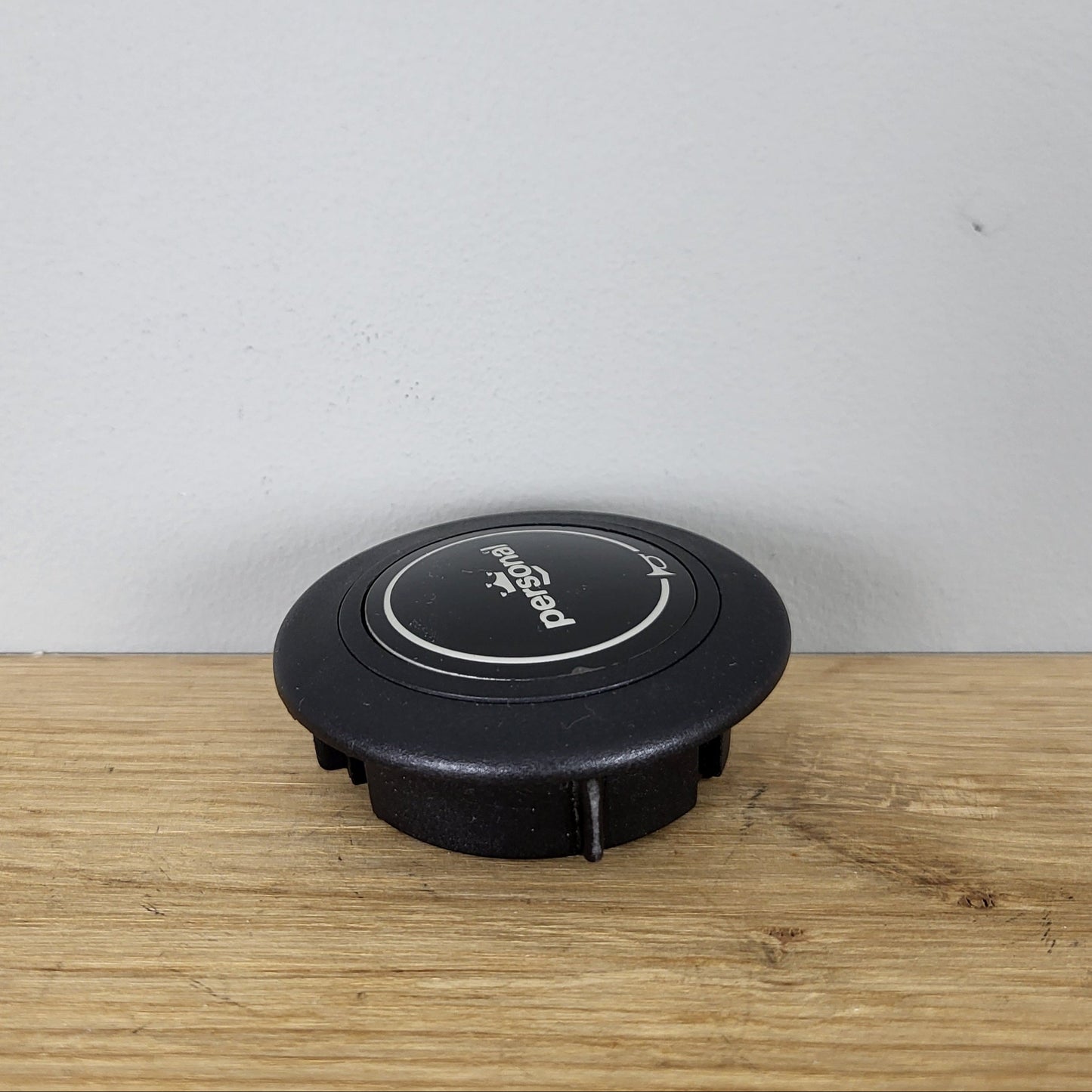 Personal horn push button '70s classic