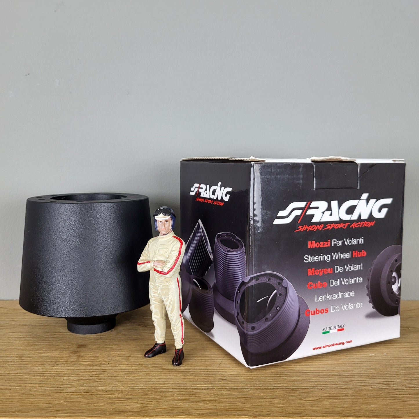 Alfa Romeo Giulia / GT Junior / GTV / Spider / Berlina / Junior Zagato steering wheel hub adapter kit Simoni Racing