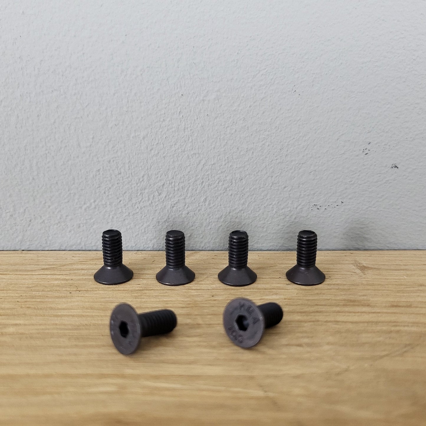 Steering wheel fixing screws (set of 6) Hex Socket Countersunk