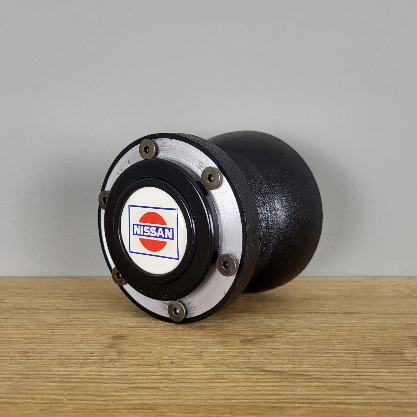 Nissan steering wheel hub adapter kit Luisi 2016