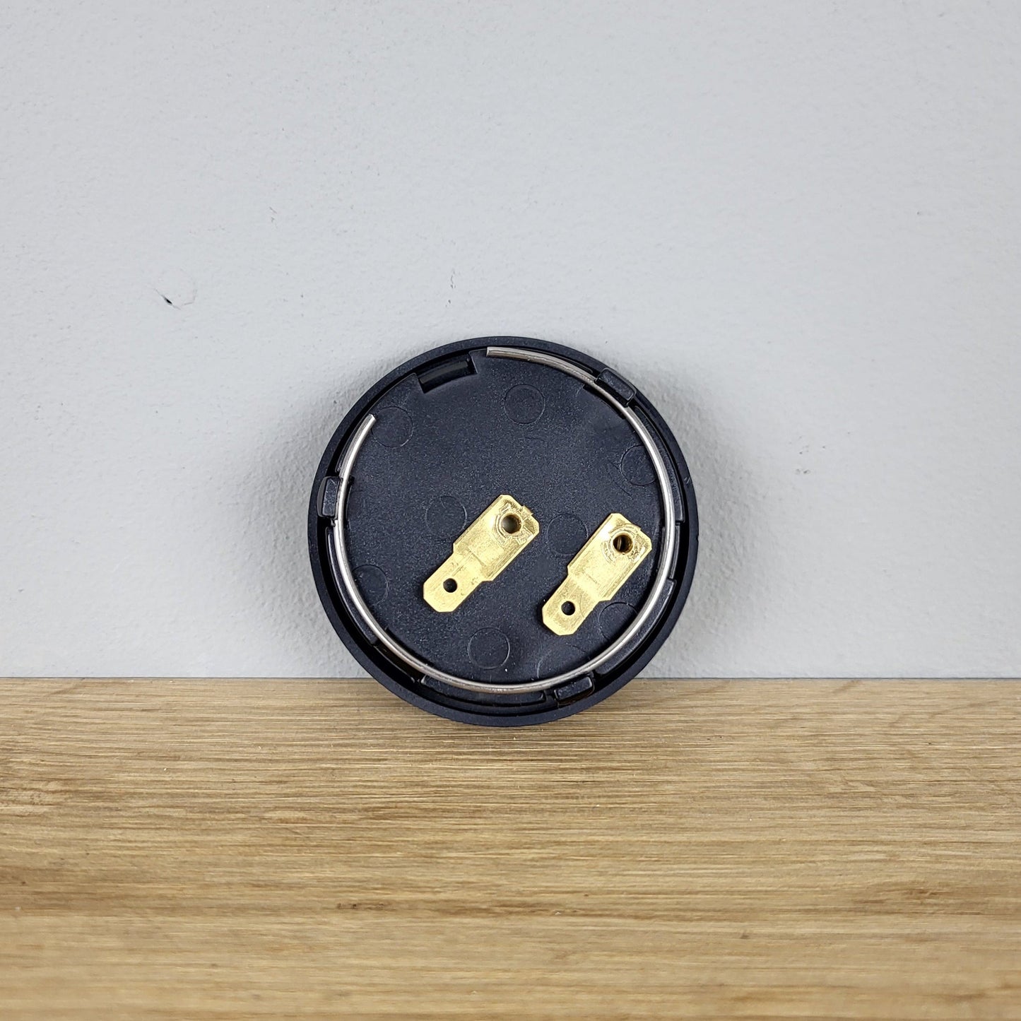 Volkswagen Wolfsburg horn push button - white on black